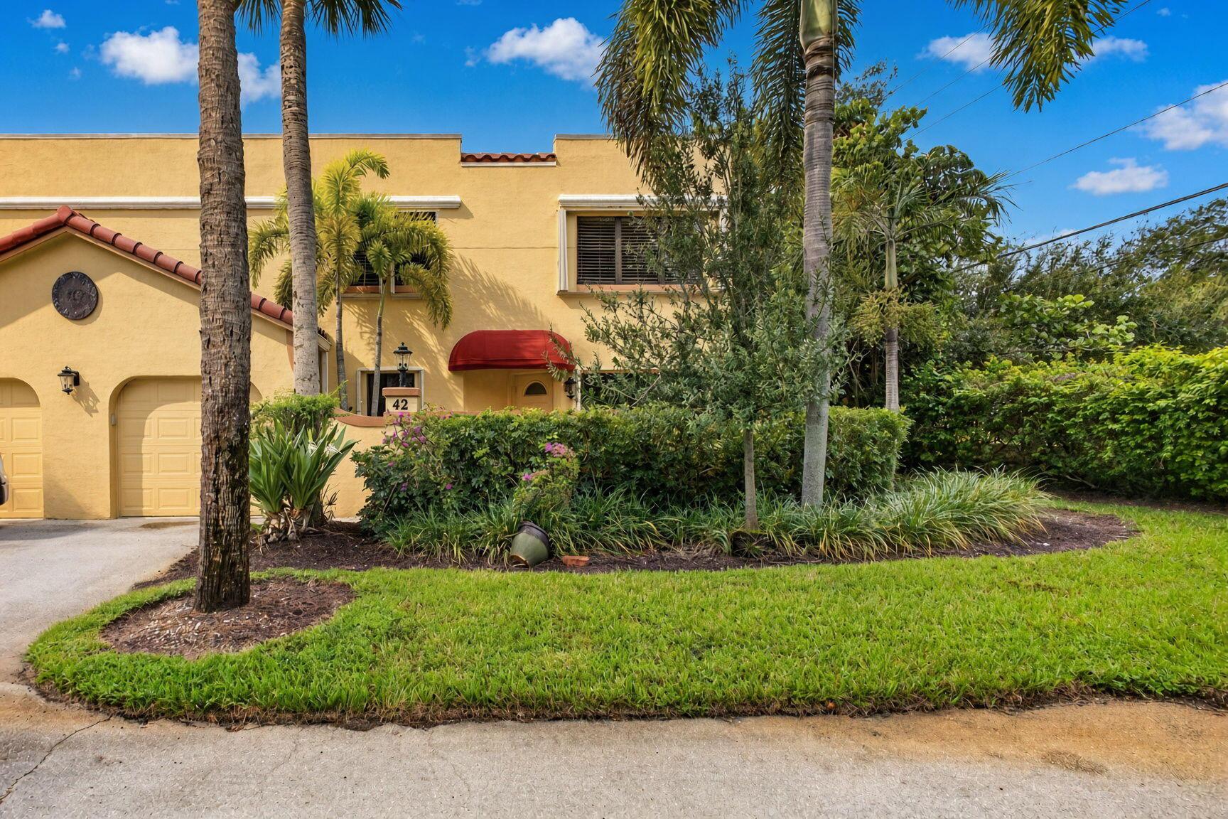 42 Uno Lago Drive, Juno Beach, FL 33408, Juno Beach