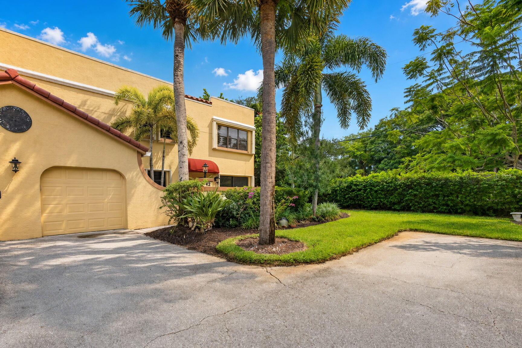 42 Uno Lago Drive, Juno Beach, FL 33408, Juno Beach - Photo 3