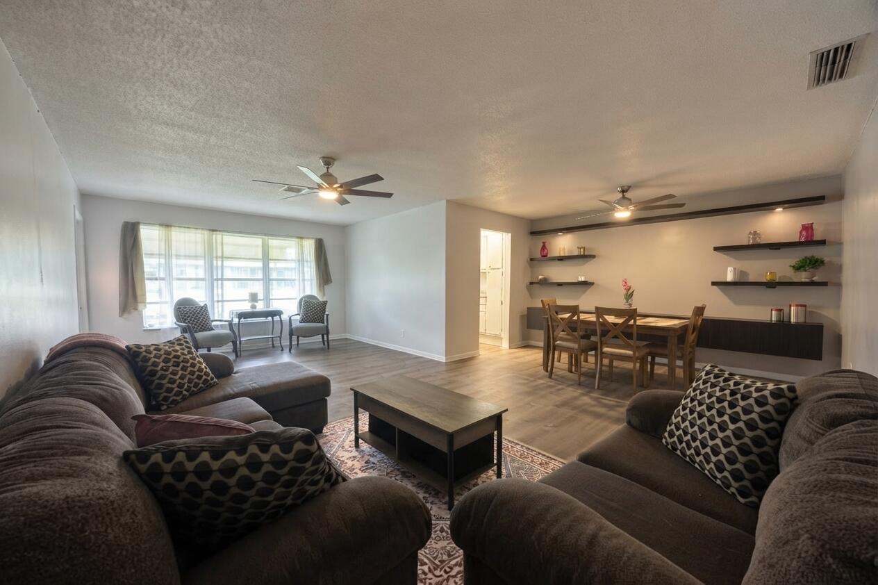 355 MAIN Boulevard C, Boynton Beach, FL 33435, Boynton Beach - Photo 4
