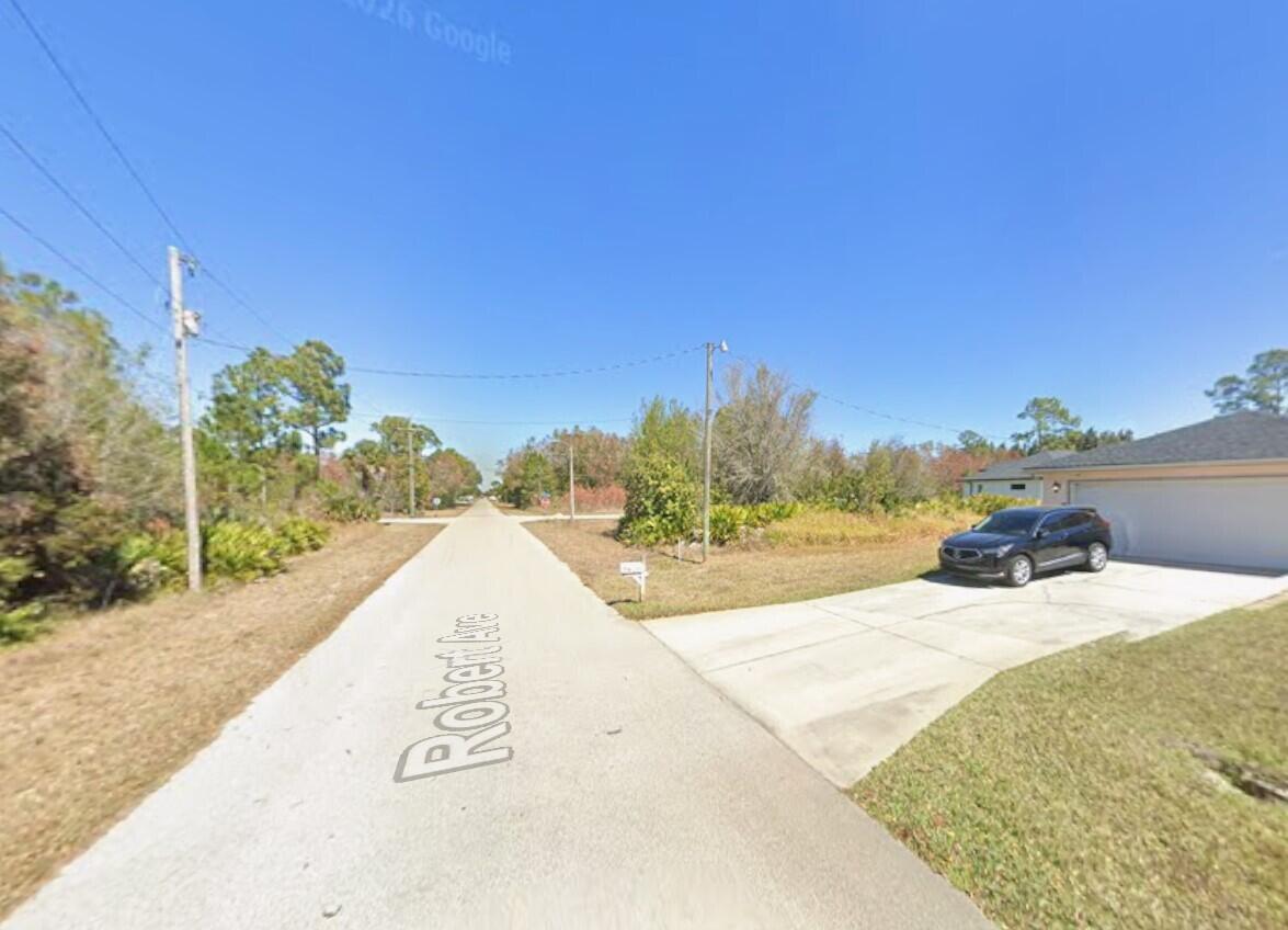 921 ROBERT Avenue, Lehigh Acres, FL 33936, Lehigh Acres - Photo 3