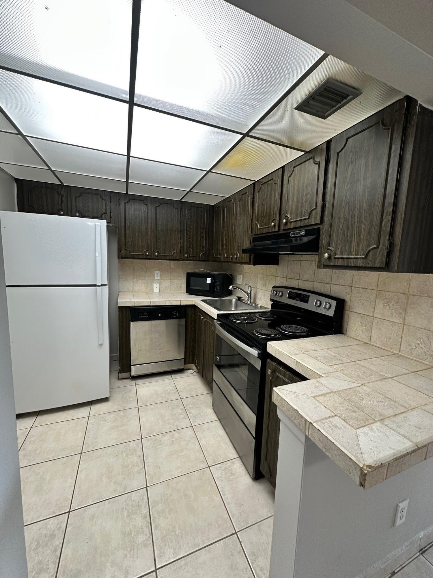 460 NW 20th Street 3040, Boca Raton, FL 33431, Boca Raton - Photo 2