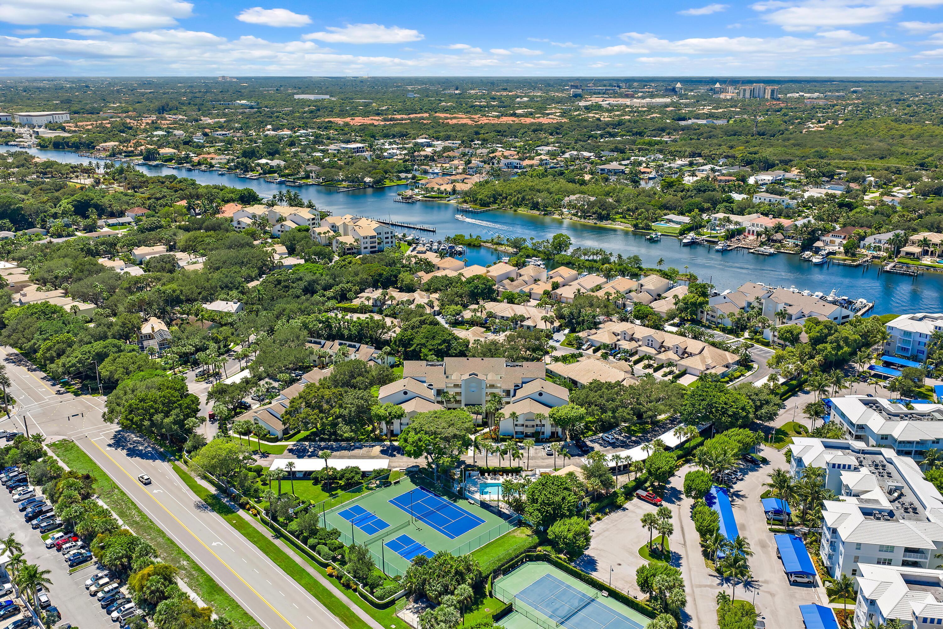 326 OAK HARBOUR Drive 326, Juno Beach, FL 33408, Juno Beach - Photo 2