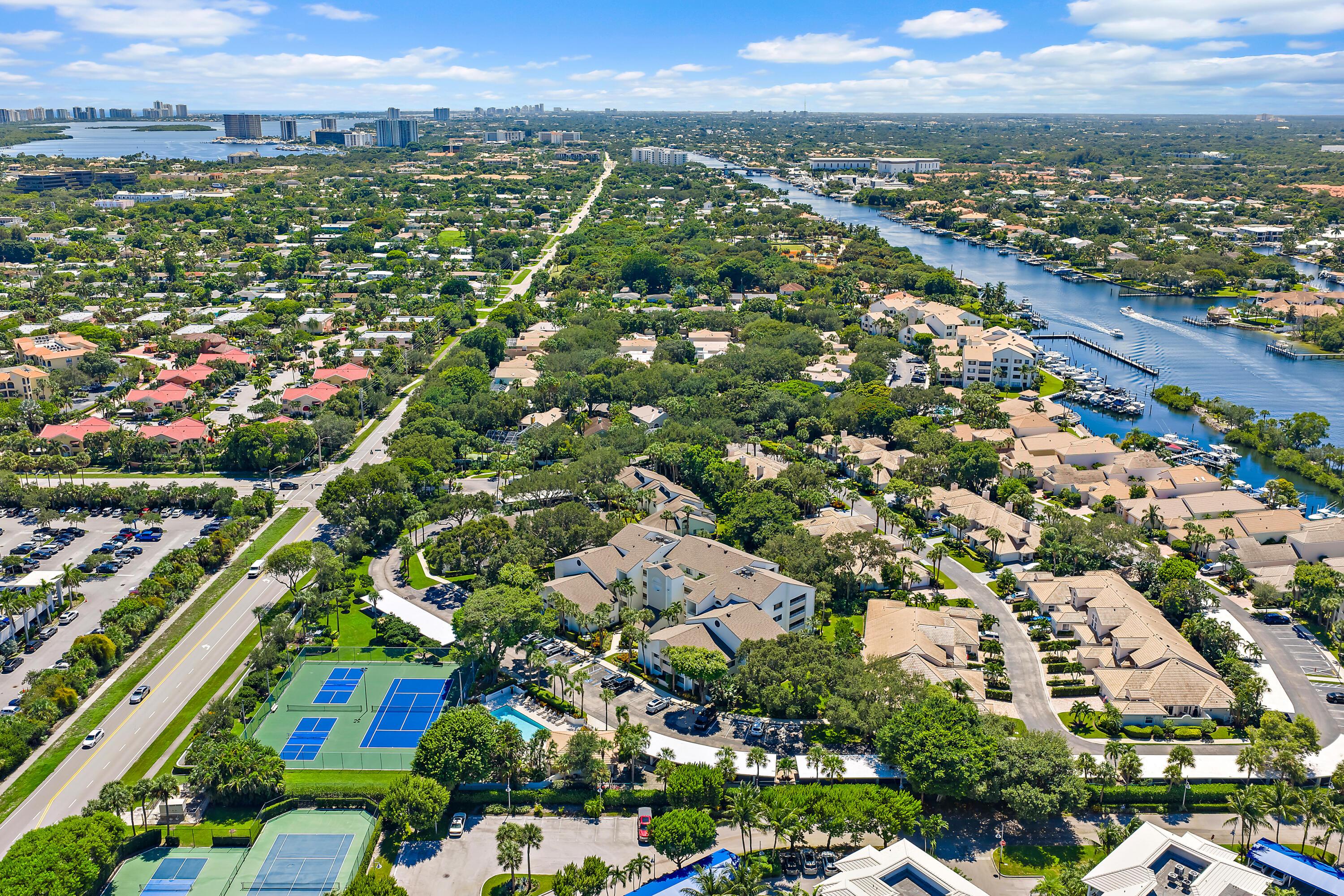 326 OAK HARBOUR Drive 326, Juno Beach, FL 33408, Juno Beach - Photo 4