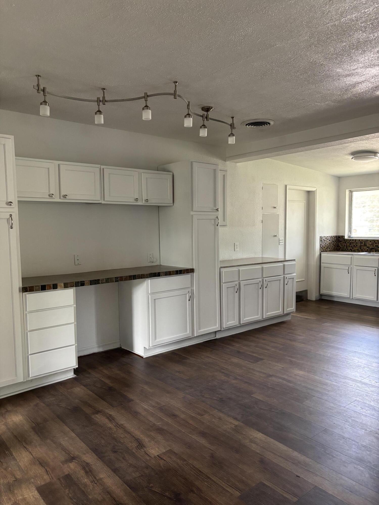 1541 BONAIR Street, Clearwater, FL 33755, Clearwater - Photo 5