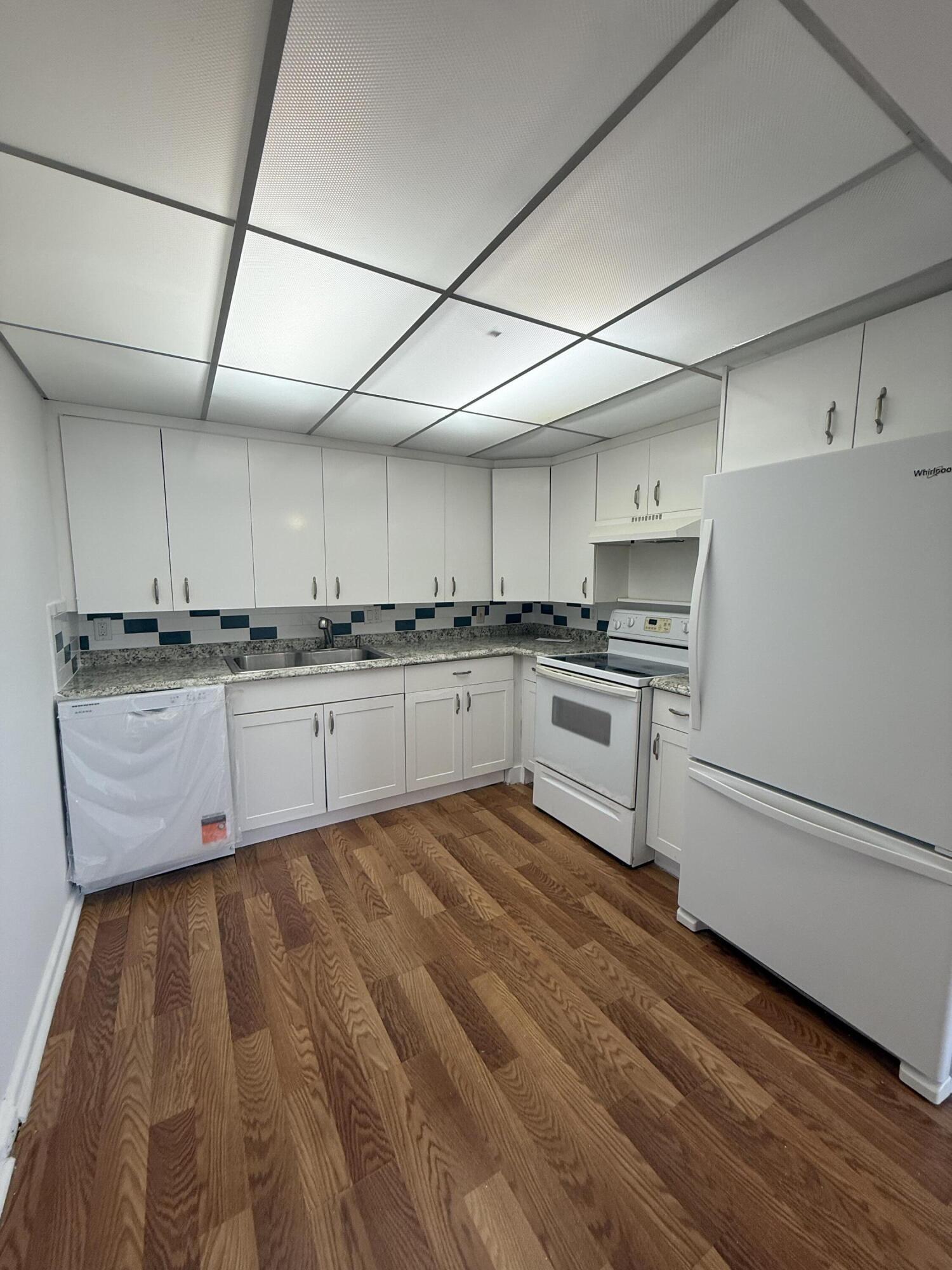 4055 NEWCASTLE C, Boca Raton, FL 33434, Boca Raton - Photo 2