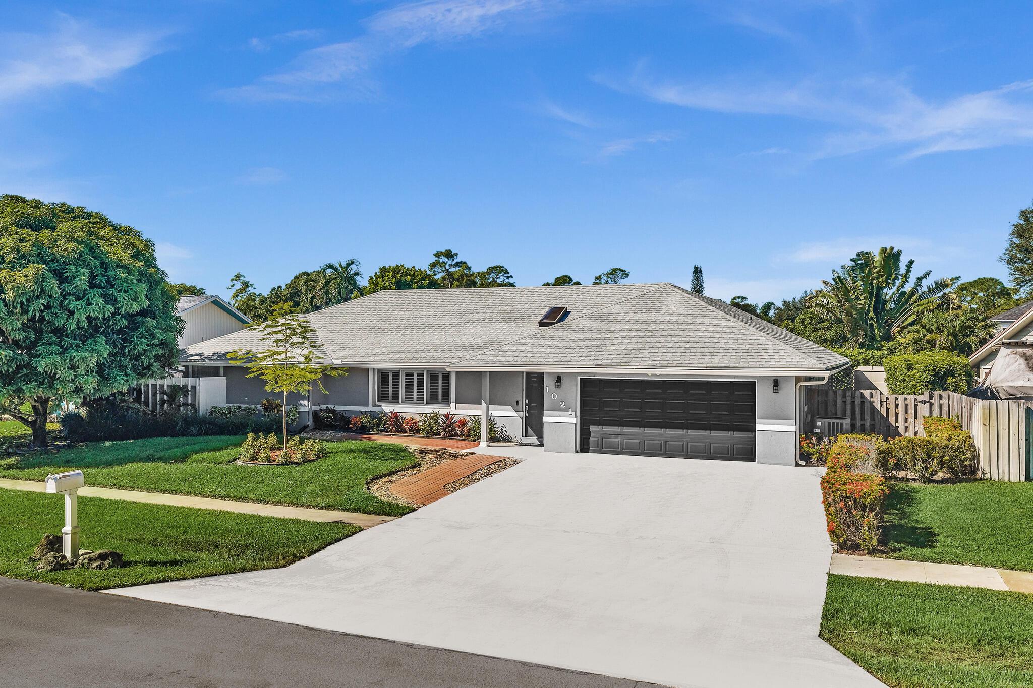 1021 CHERRY Lane, Wellington, FL 33414, Wellington - Photo 2