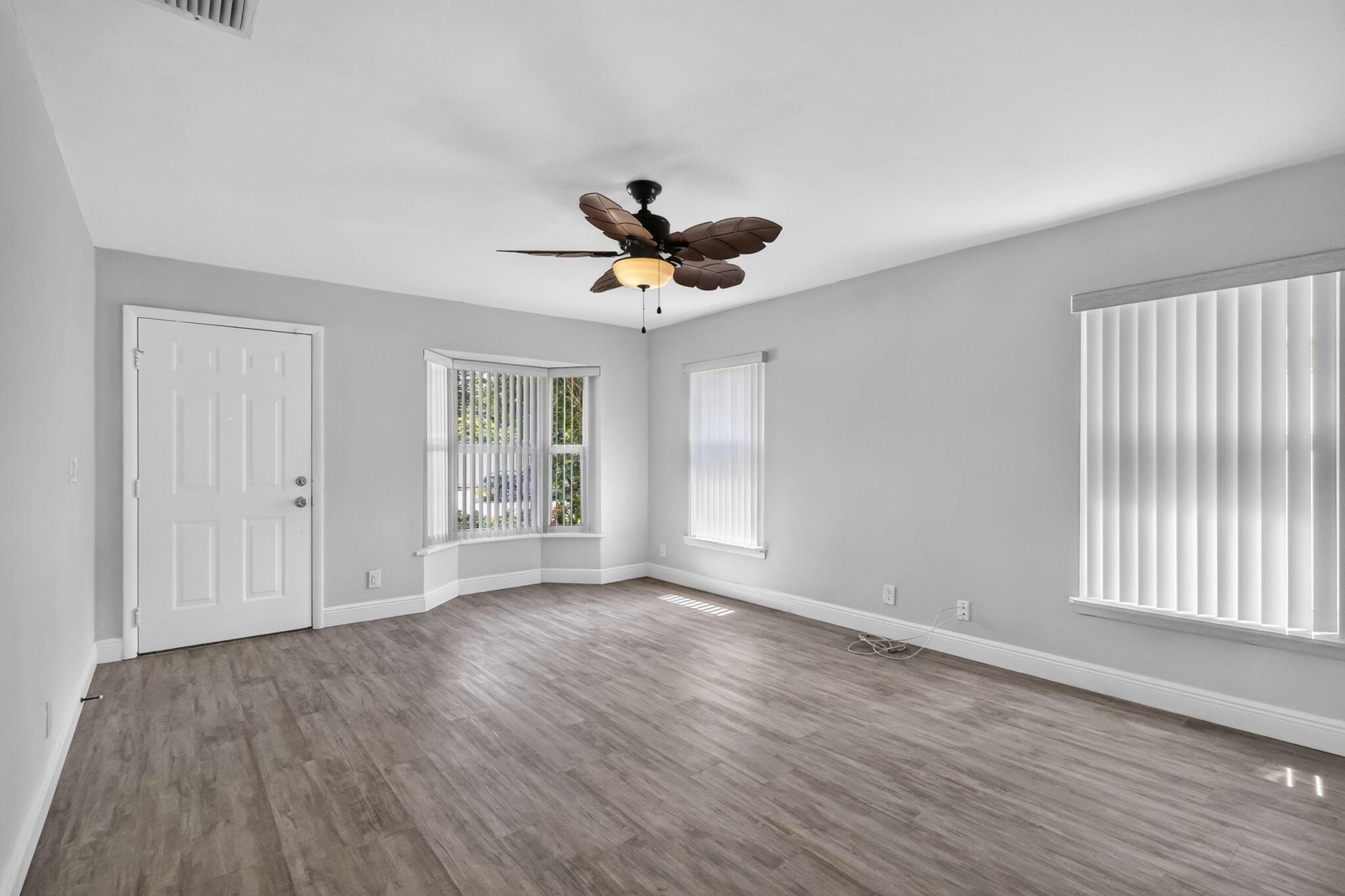 10468 Boynton Pl Circle, Boynton Beach, FL 33437, Boynton Beach - Photo 5