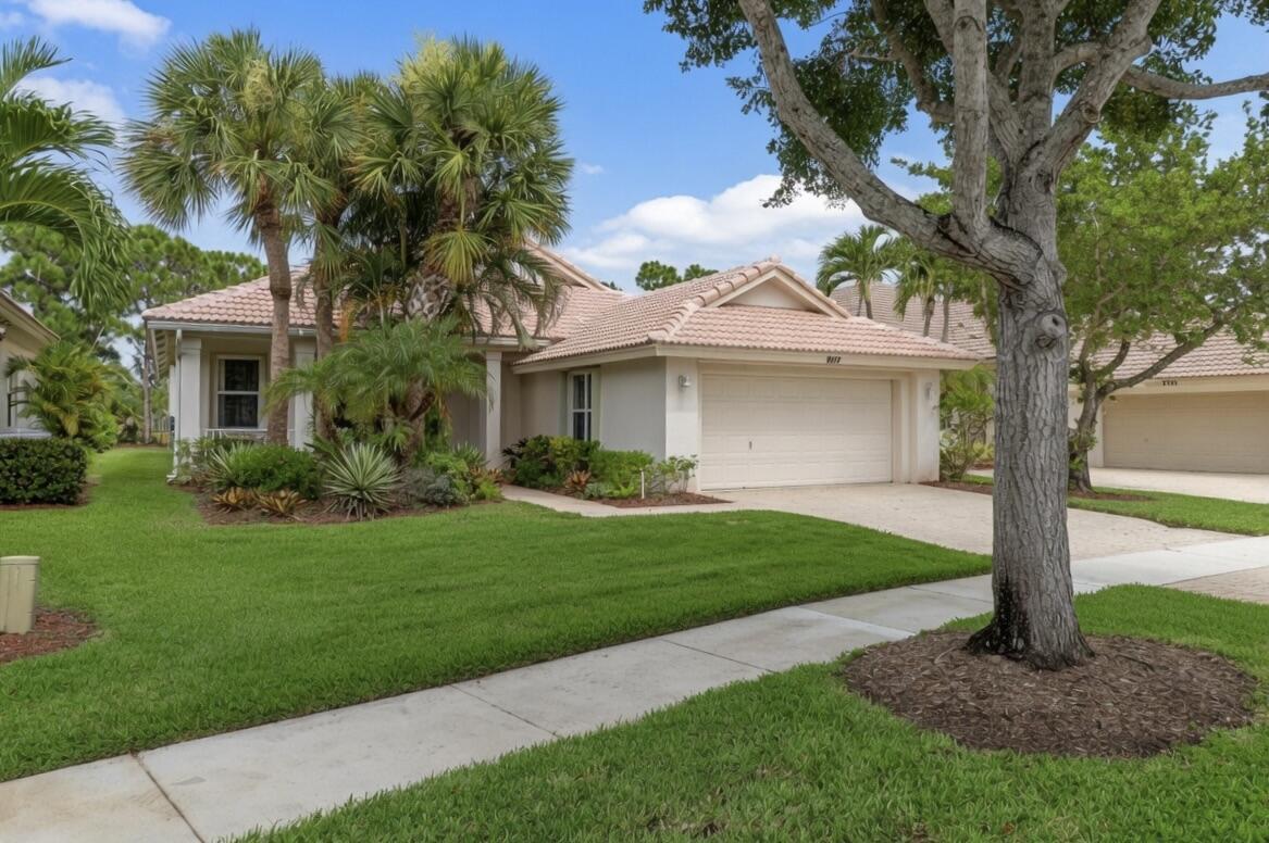 9110 Bay Harbour Circle, West Palm Beach, FL 33411, West Palm Beach - Photo 3