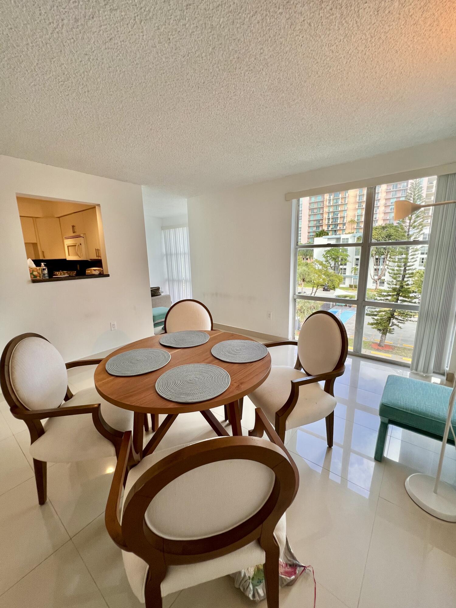 17570 ATLANTIC Boulevard 416, Sunny Isles Beach, FL 33160, Sunny Isles Beach - Photo 5