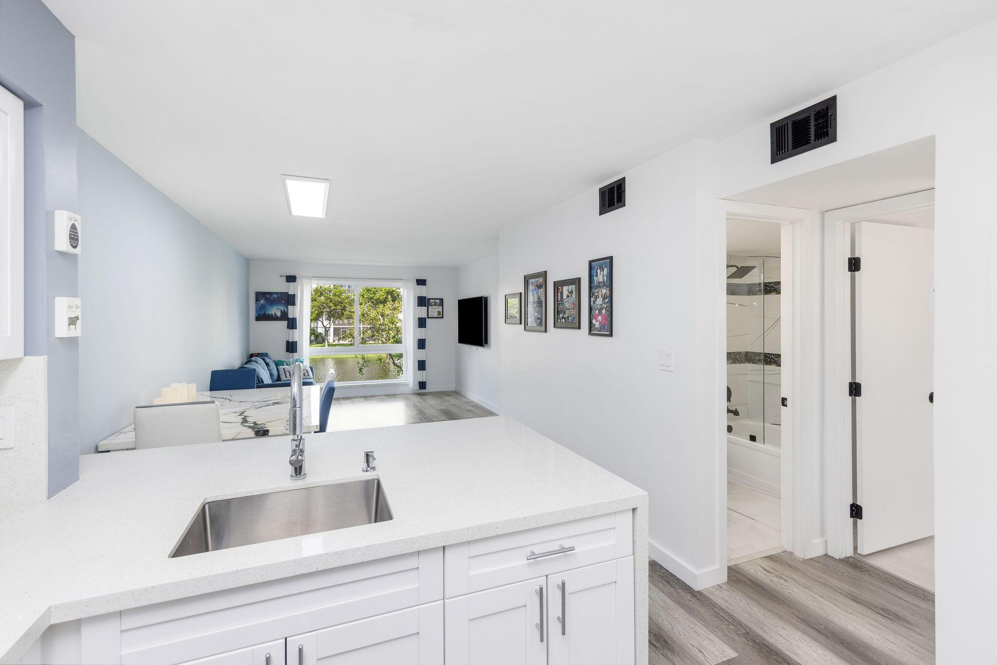 2106 S Cypress Bend Drive 207, Pompano Beach, FL 33069, Pompano Beach