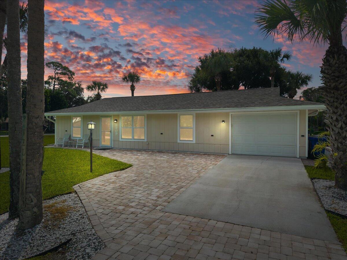 3209 12th Street SW, Vero Beach, FL 32968, Vero Beach
