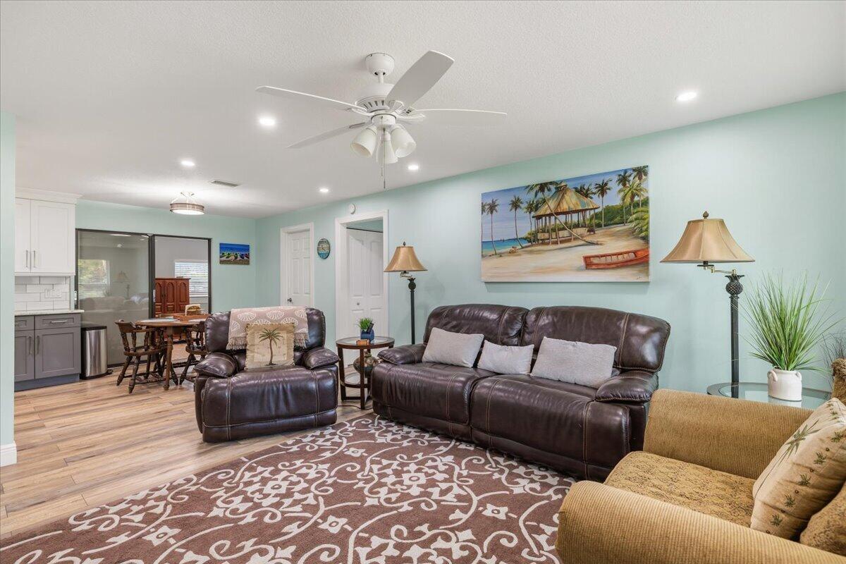 3209 12th Street SW, Vero Beach, FL 32968, Vero Beach - Photo 3