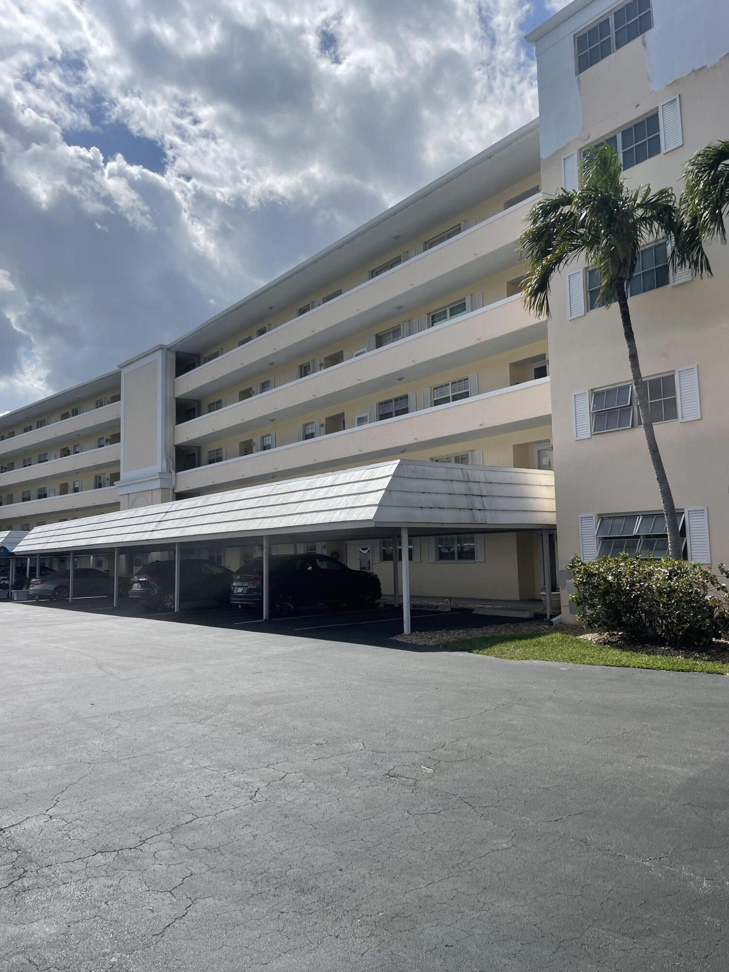 250 JOHN F KENNEDY Drive 308, Atlantis, FL 33462, Atlantis