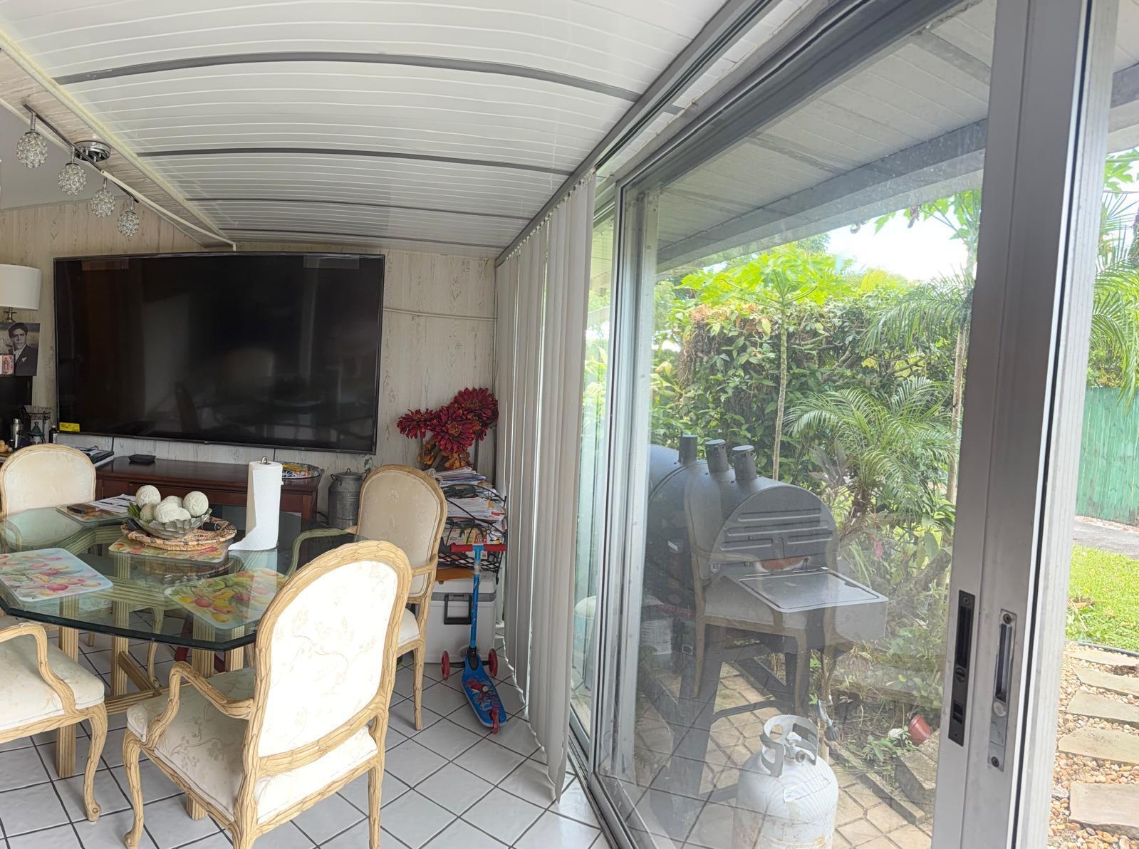 627 LACONIA Circle B, Lake Worth, FL 33467, Lake Worth - Photo 5