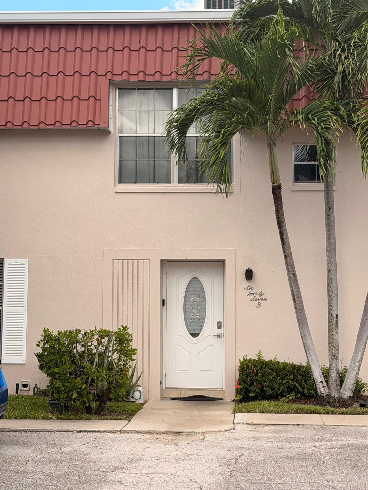 627 LACONIA Circle B, Lake Worth, FL 33467, Lake Worth
