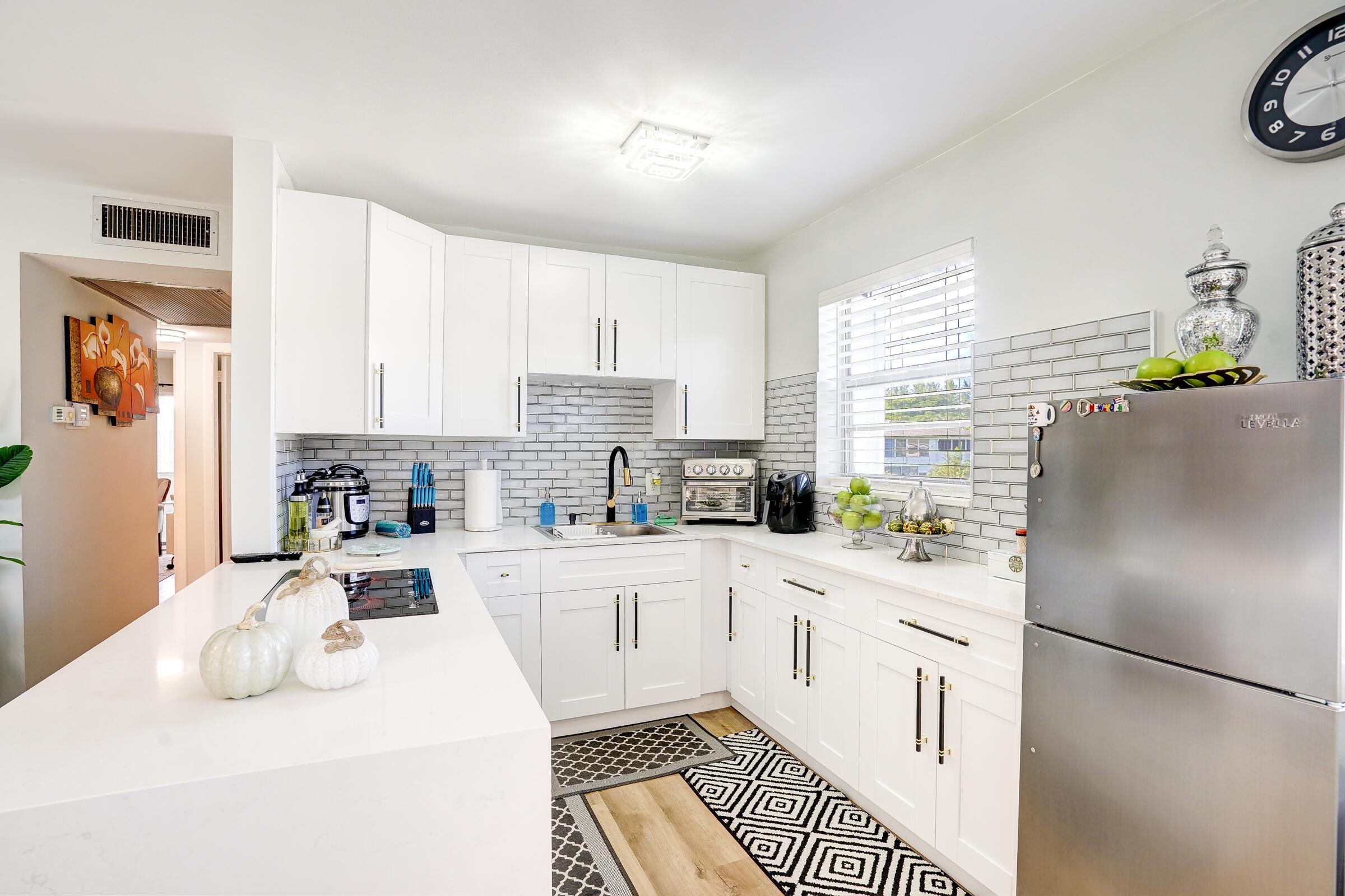 203 S WINDSOR I 203, West Palm Beach, FL 33417, West Palm Beach