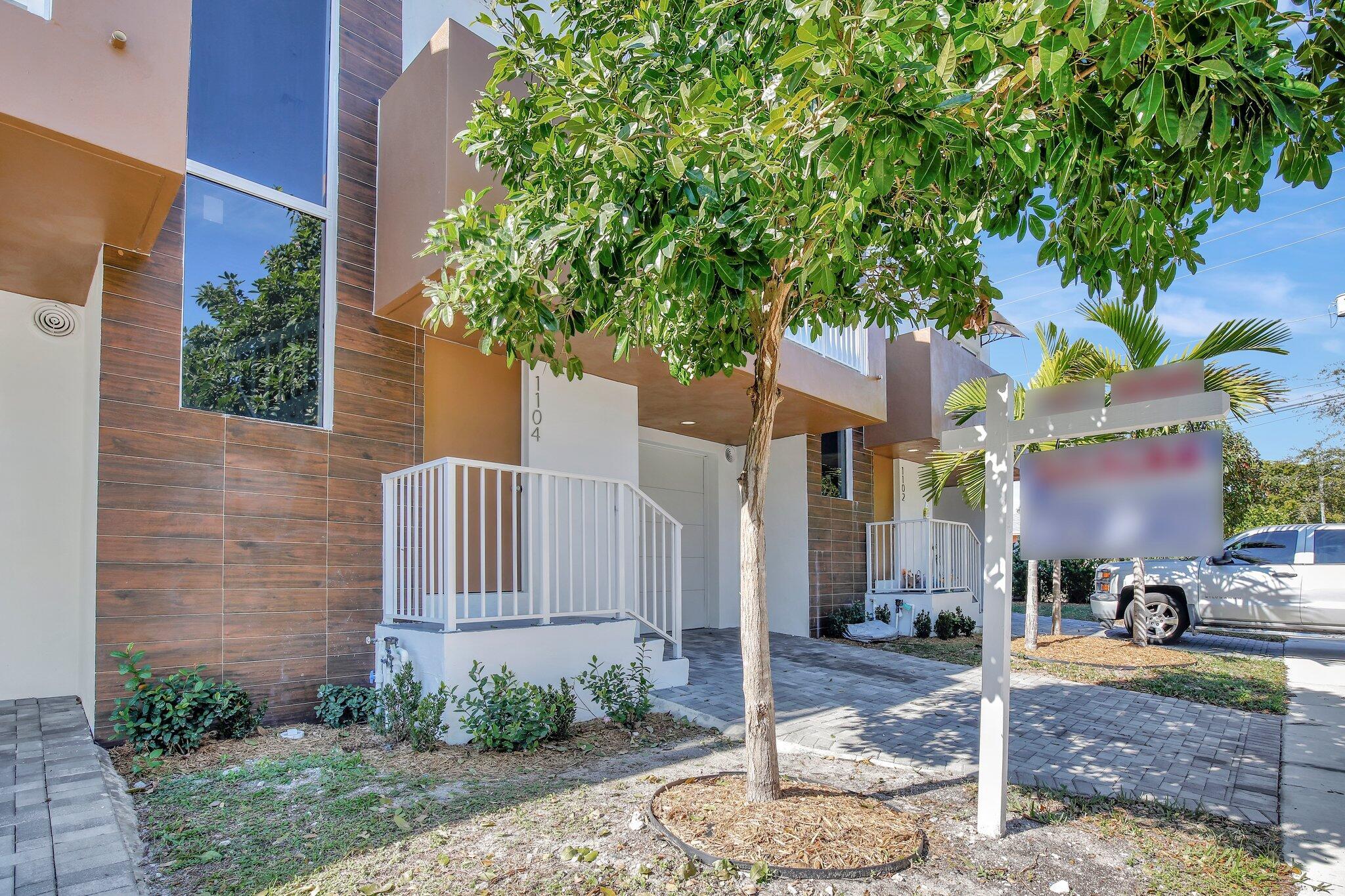 1108 S 20TH Avenue 1108, Hollywood, FL 33020, Hollywood - Photo 2