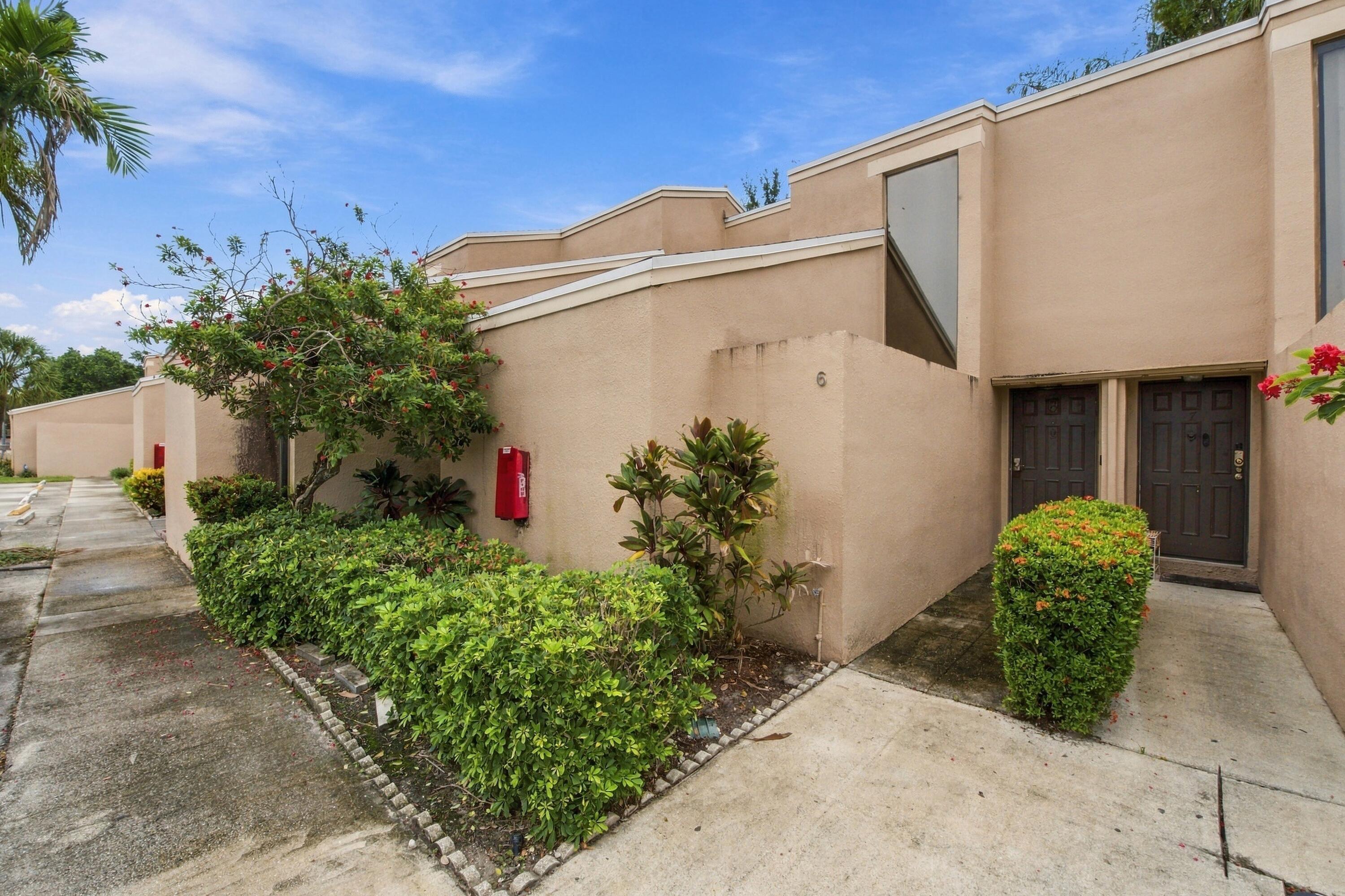 1149 NW 13th Street Apt 6, Boca Raton, FL 33486, Boca Raton - Photo 4