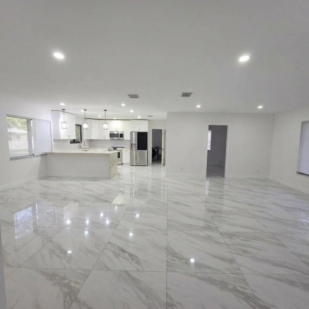 4190 SW 4th Street, Plantation, FL 33317, Plantation - Photo 4