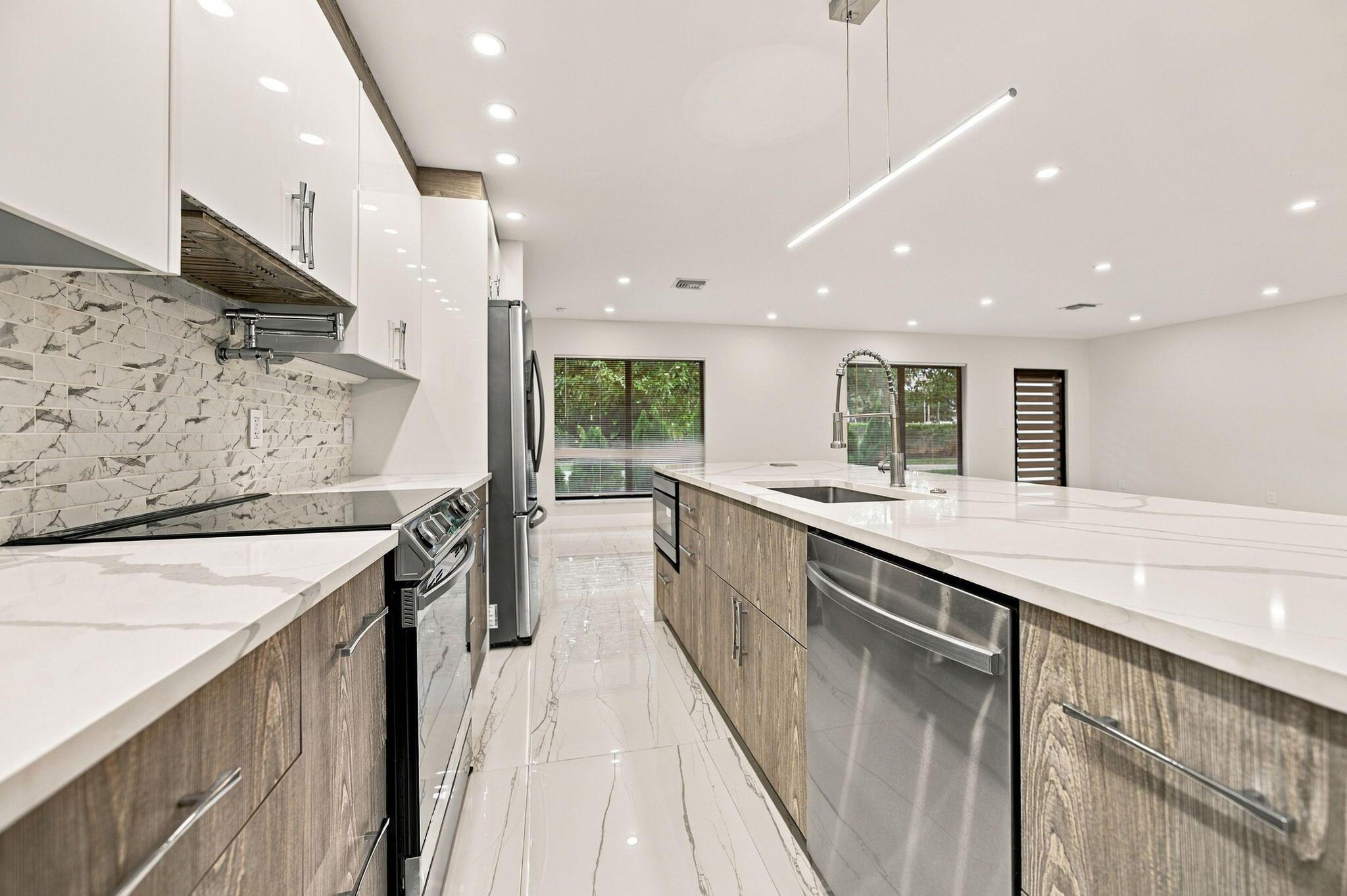 4741 NE 19TH Avenue, Fort Lauderdale, FL 33308, Fort Lauderdale - Photo 2