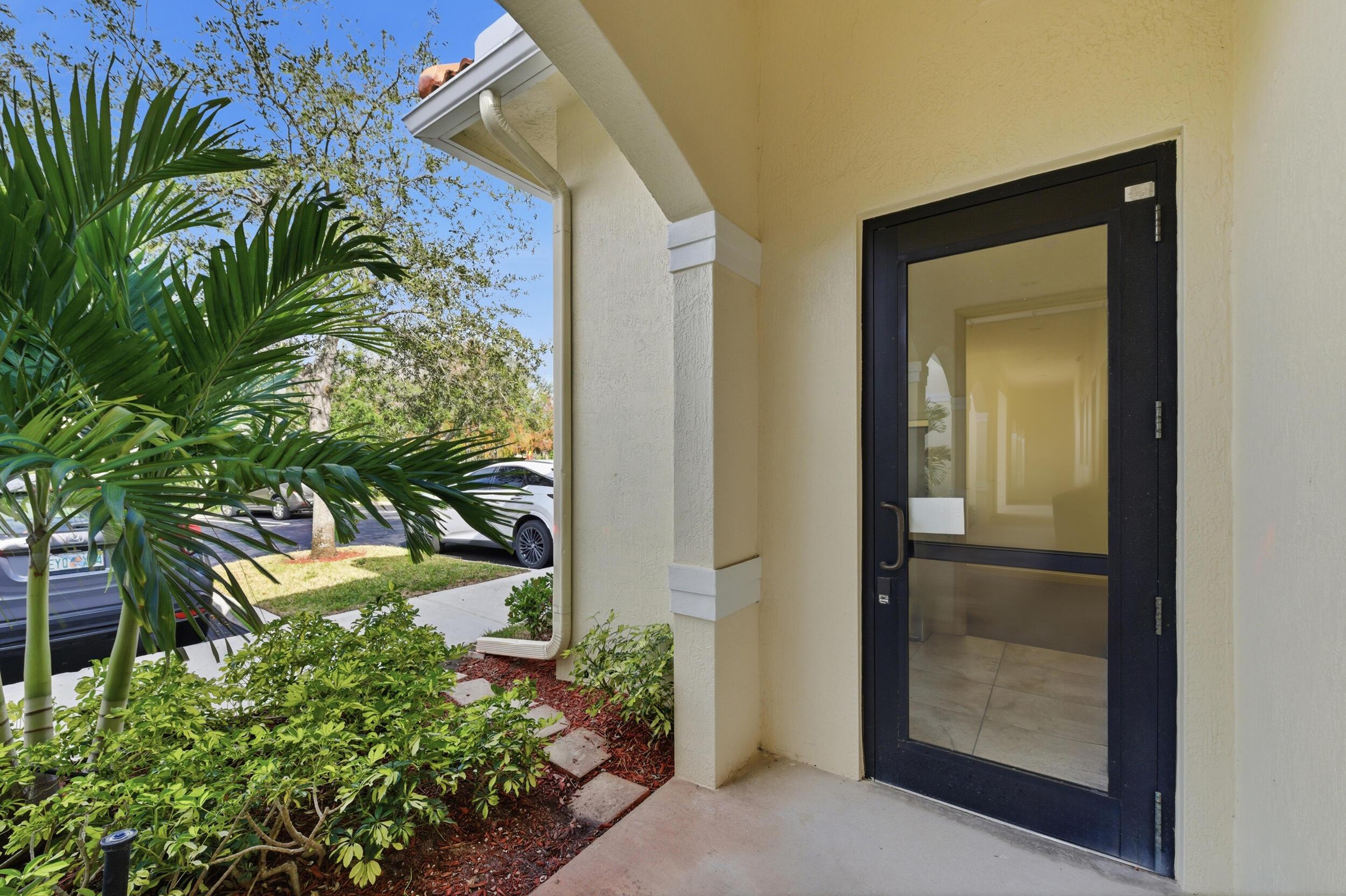 11784 W SAMPLE Road 103G, Coral Springs, FL 33065, Coral Springs - Photo 3