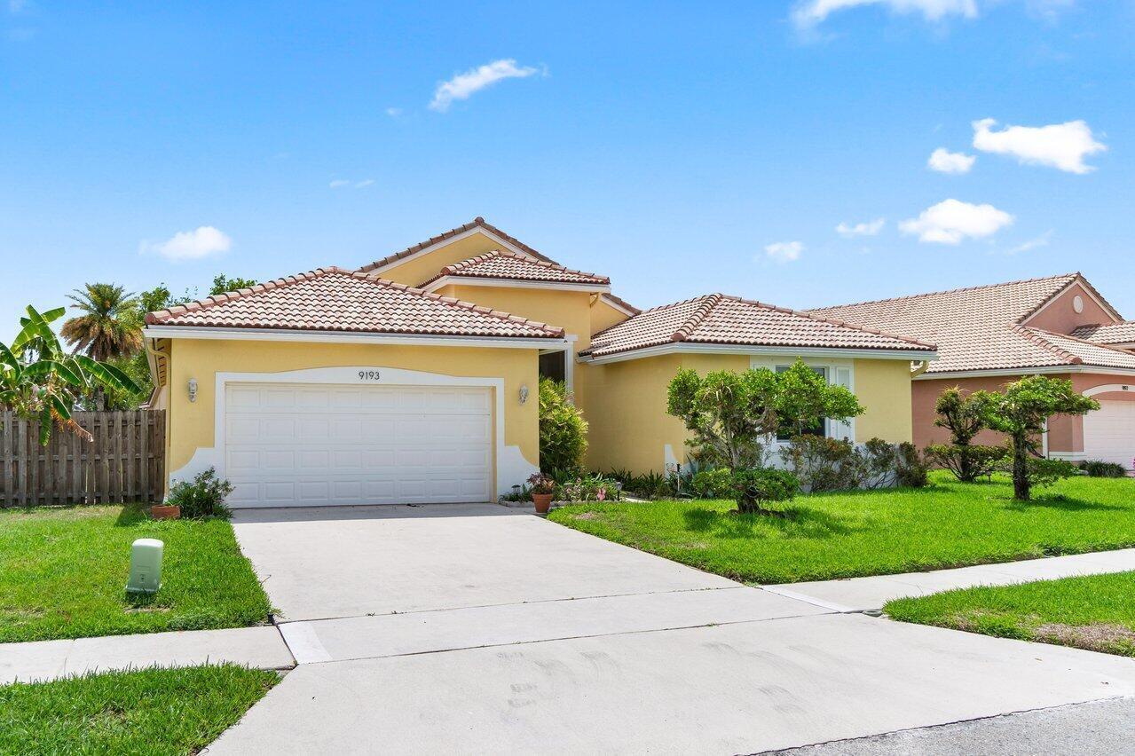 9193 Cove Point Circle, Boynton Beach, FL 33472, Boynton Beach - Photo 2