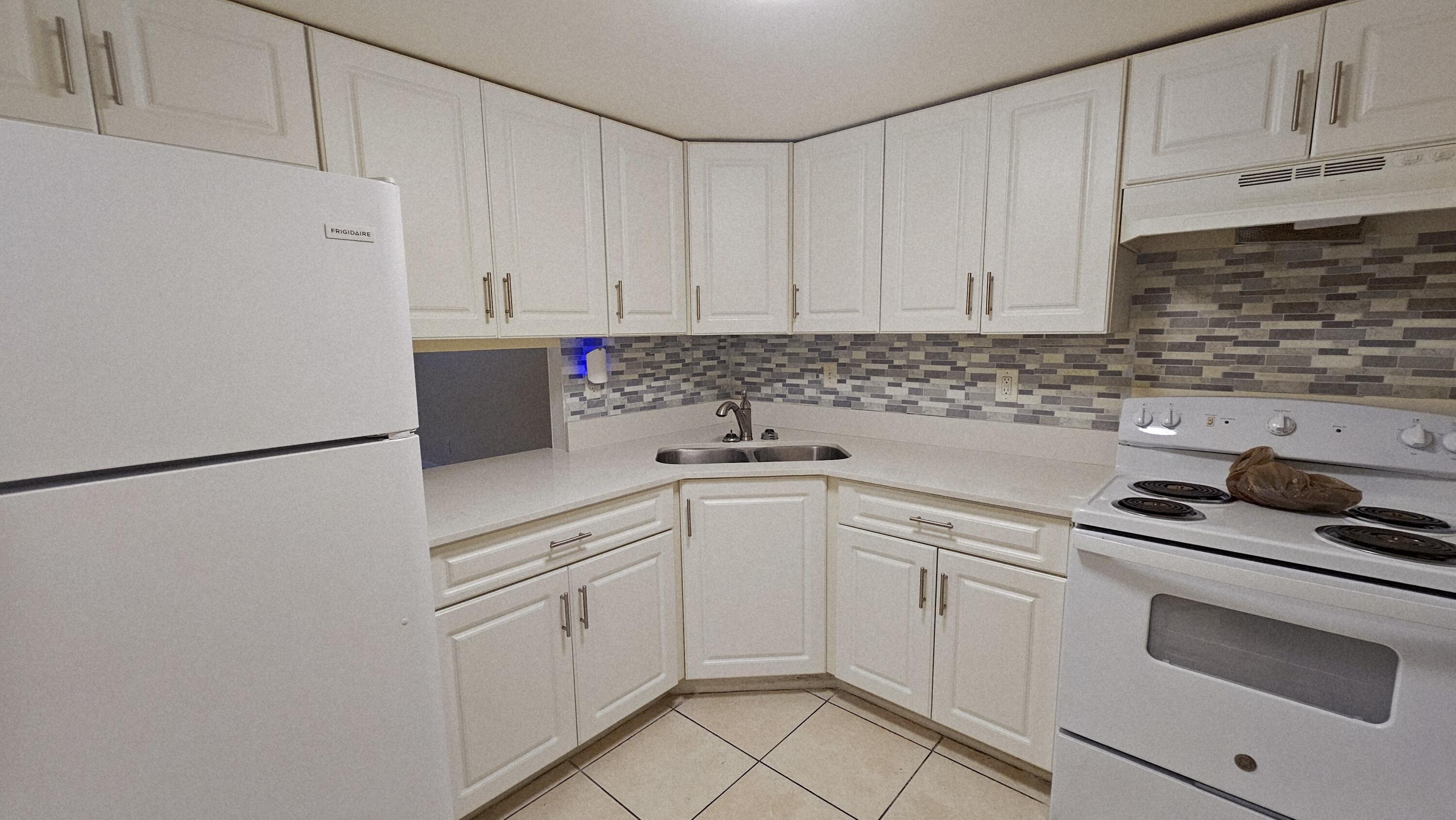 4200 NW 3RD Court 122, Plantation, FL 33317, Plantation