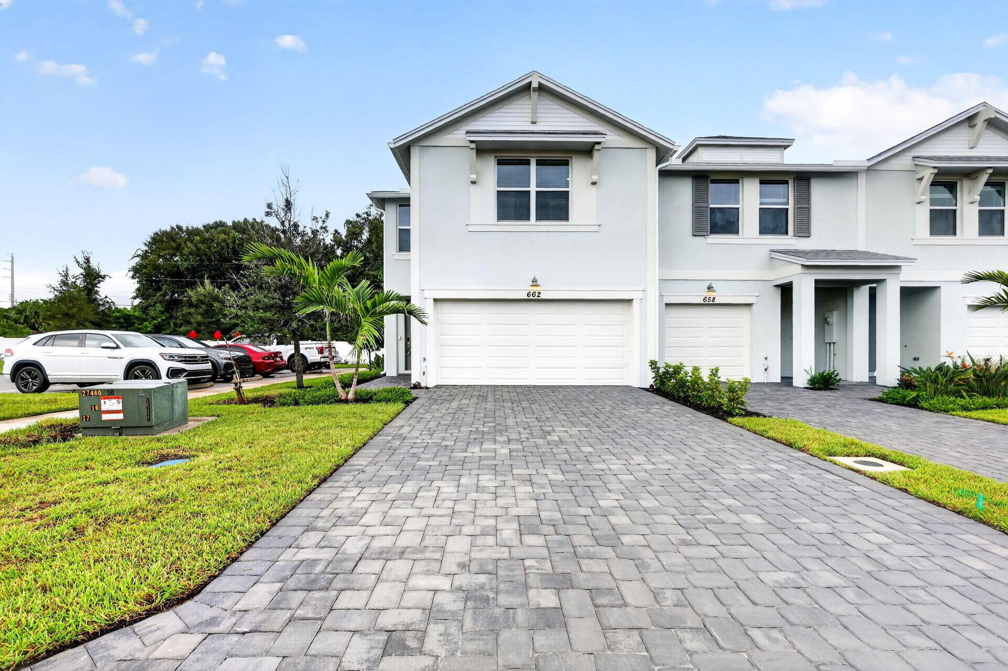 662 Salisbury Circle, Fort Pierce, FL 34982, Fort Pierce - Photo 2