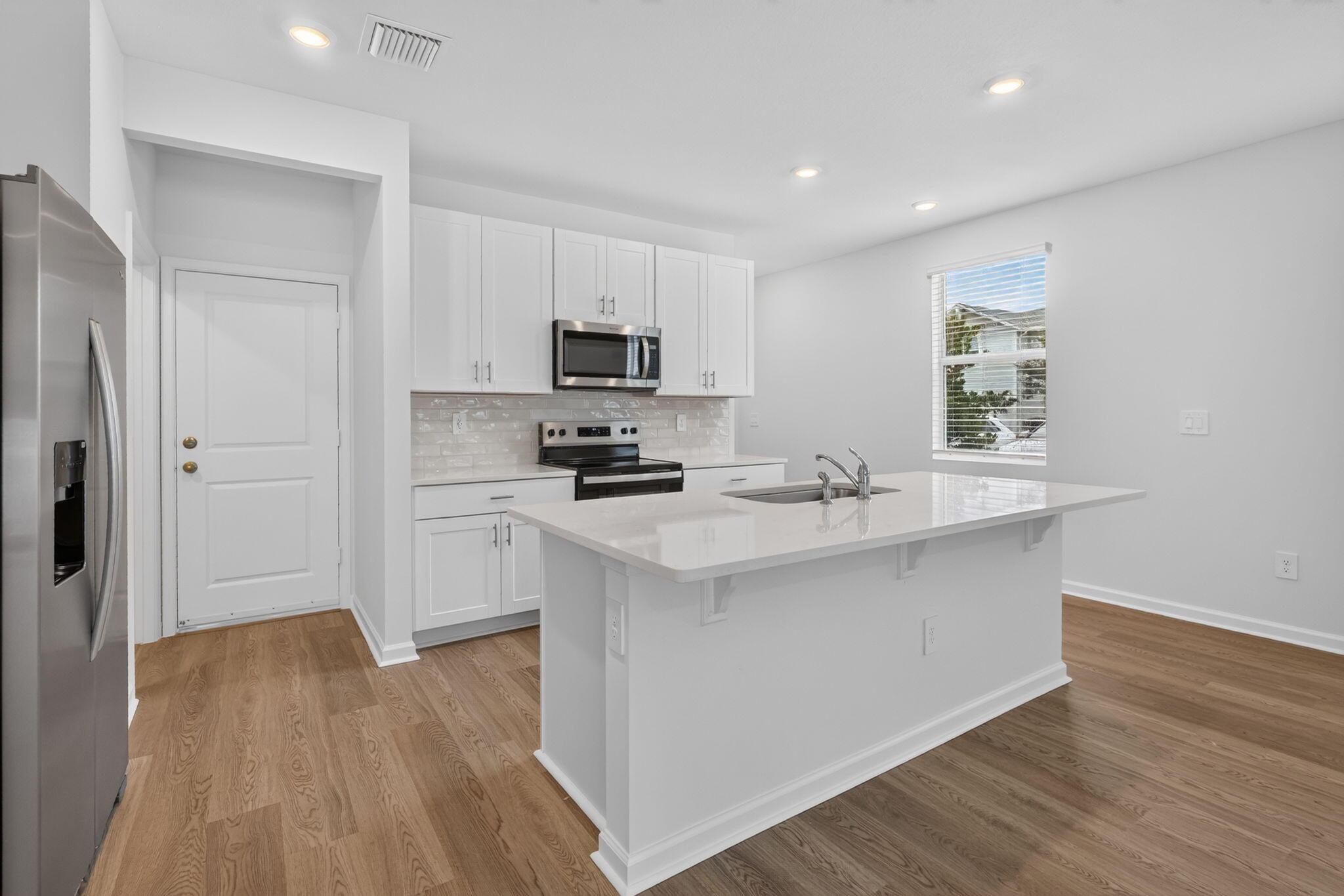 662 Salisbury Circle, Fort Pierce, FL 34982, Fort Pierce - Photo 5