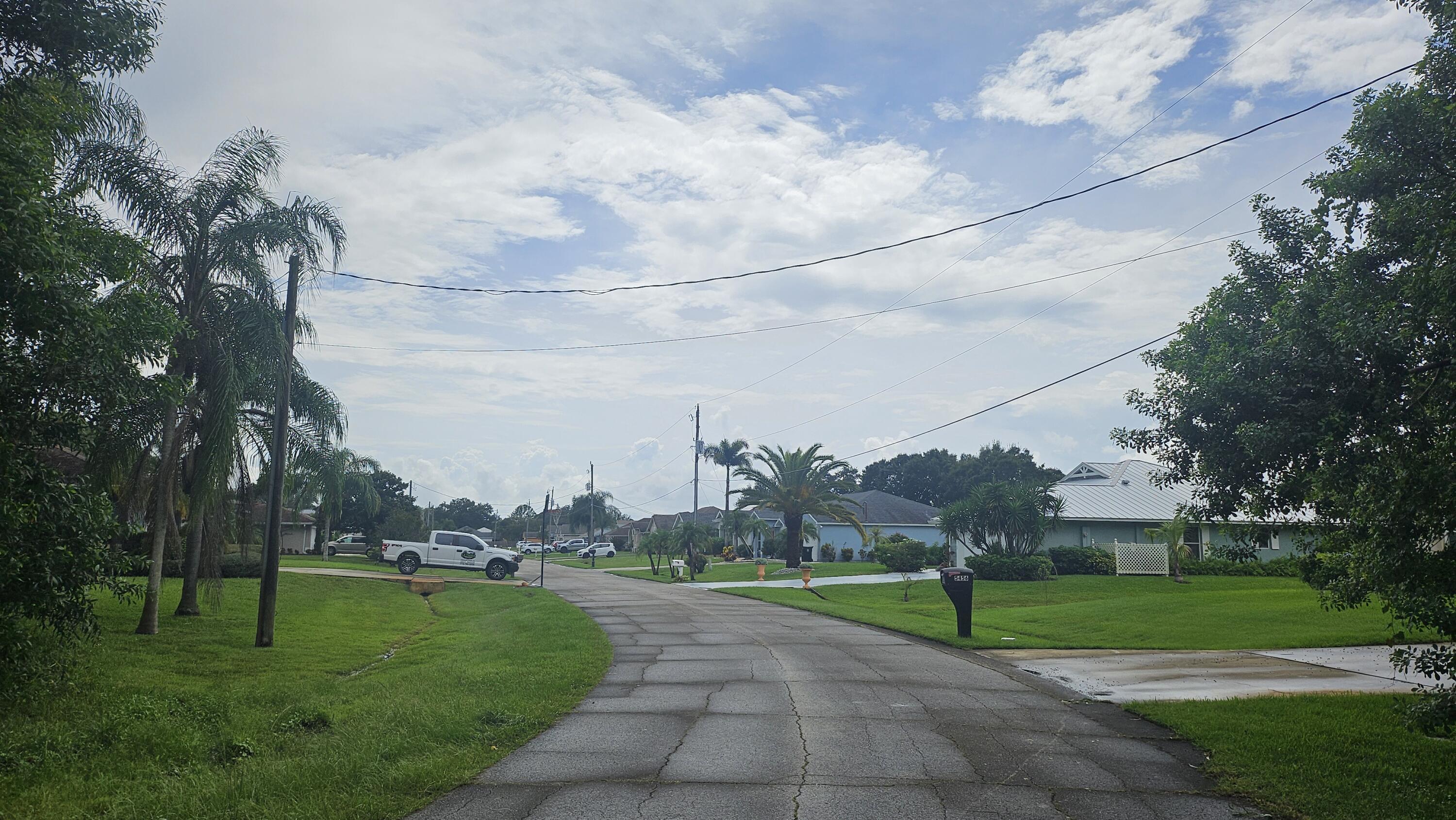 5439 NW Thyer Circle, Port St. Lucie, FL 34983, Port St. Lucie - Photo 3