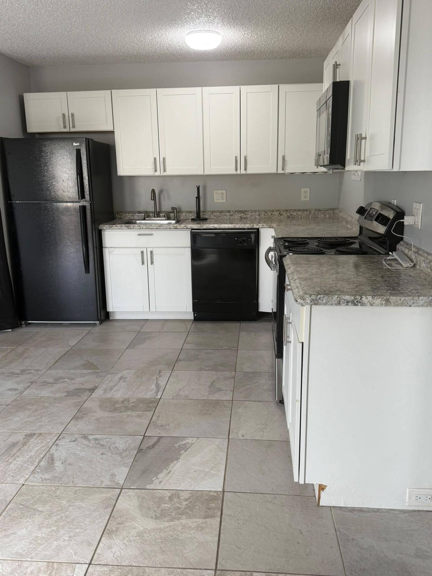 645 EXECUTIVE CENTER Drive R205, West Palm Beach, FL 33401, West Palm Beach