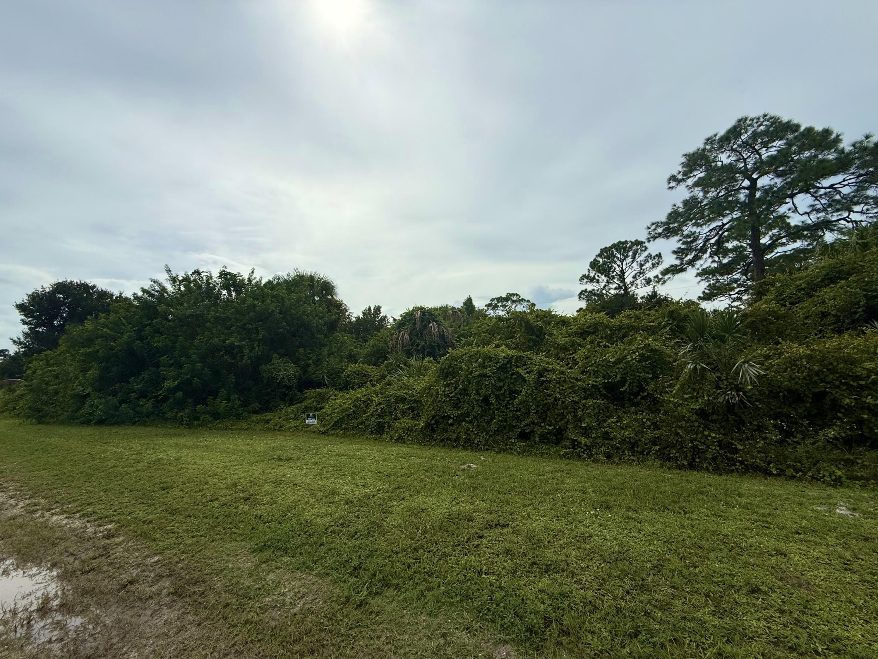 2165 94TH Court, Vero Beach, FL 32966, Vero Beach - Photo 4