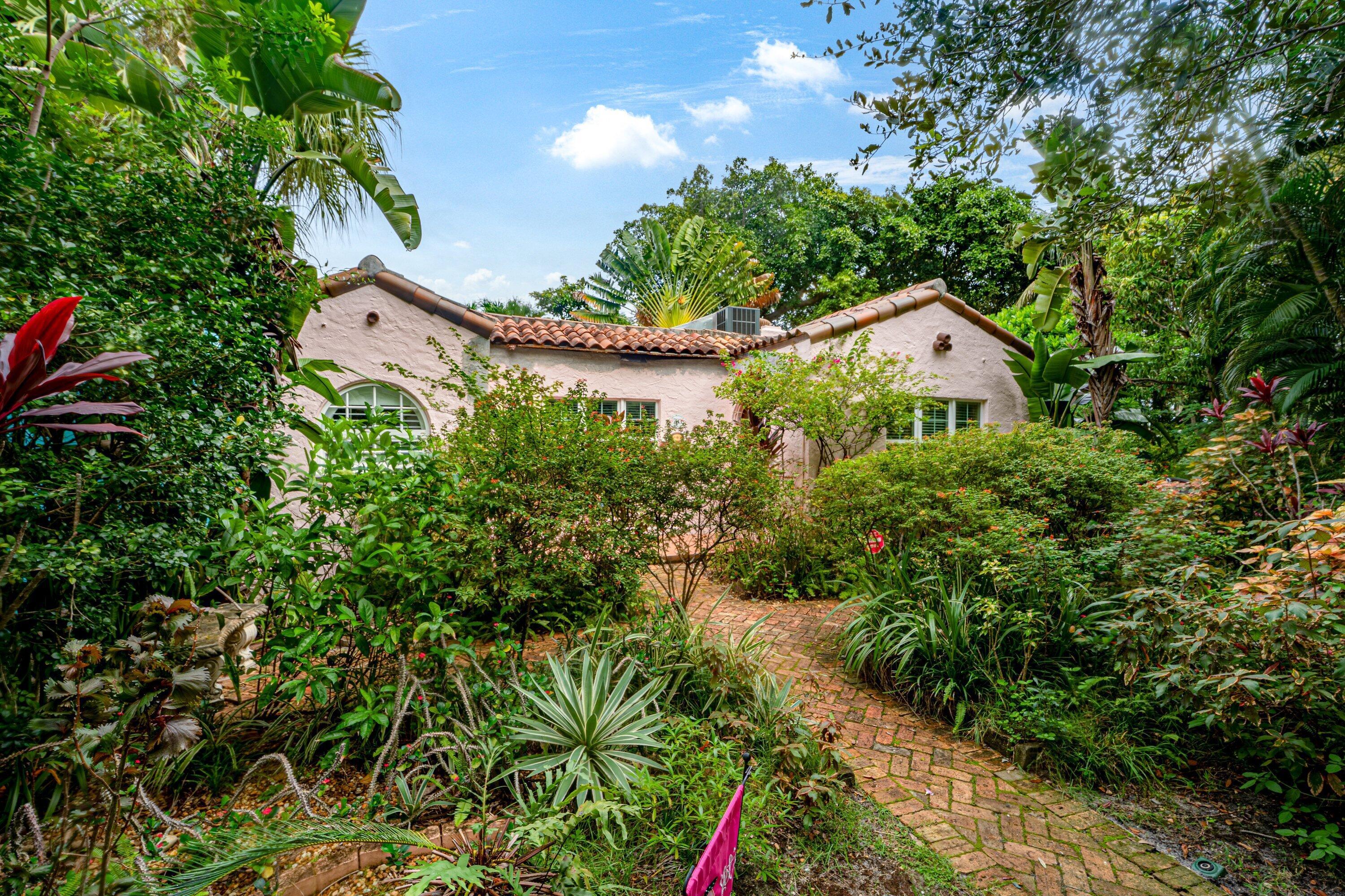 703 Sunset Road, West Palm Beach, FL 33401, West Palm Beach - Photo 3