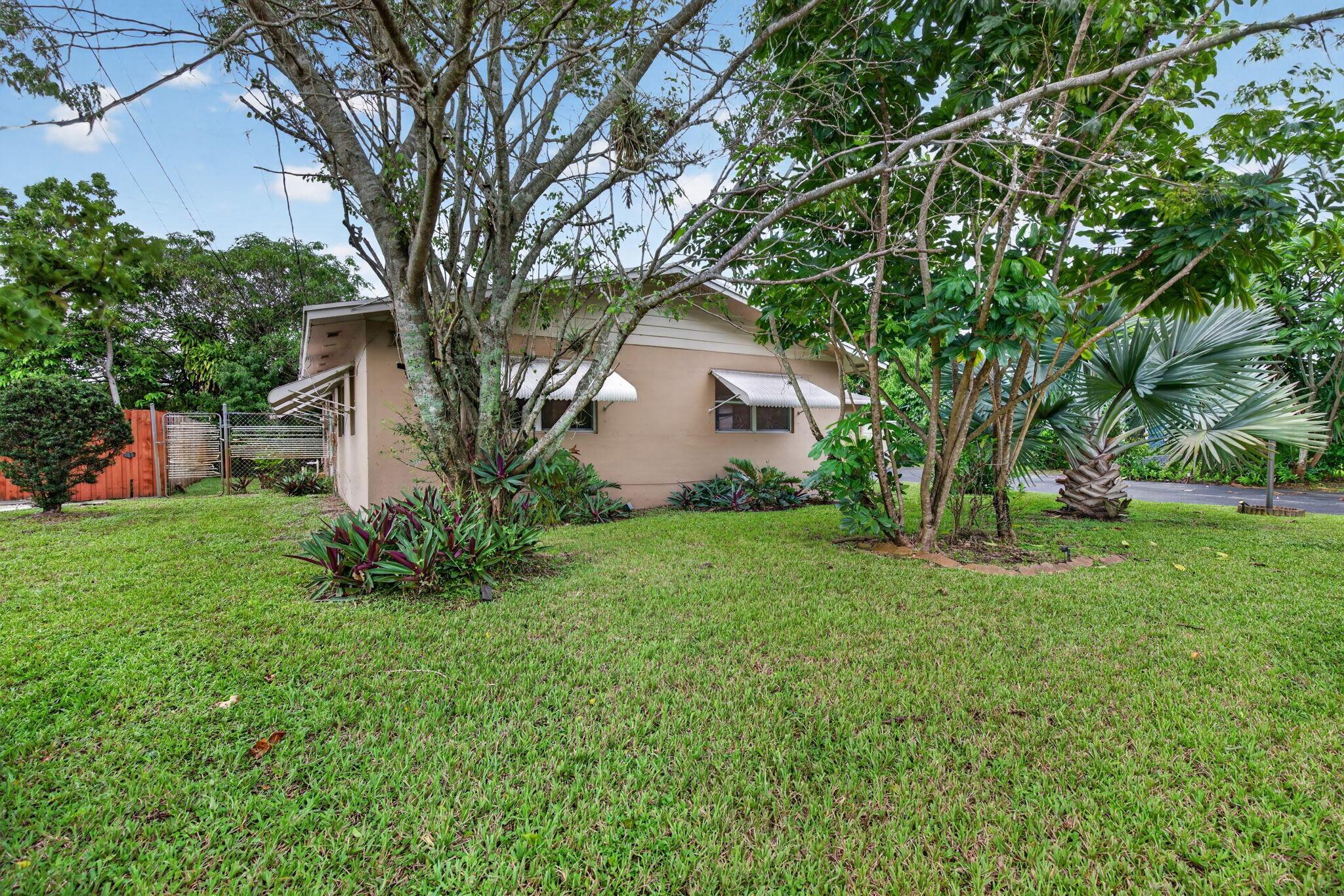 167 NW 49TH Avenue, Plantation, FL 33317, Plantation - Photo 3