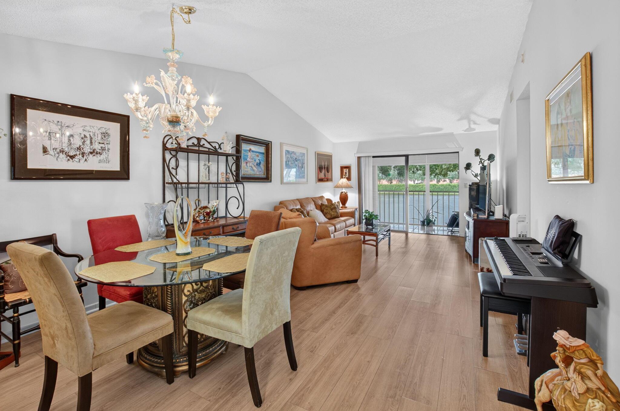 15301 Pembridge Avenue 61, Delray Beach, FL 33484, Delray Beach - Photo 2