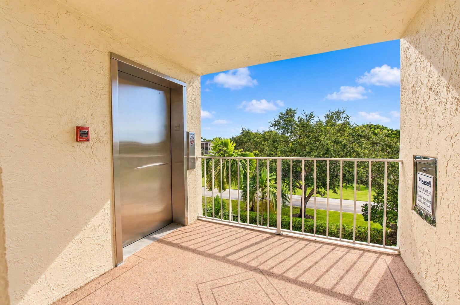 7290 Ashford Place 404, Delray Beach, FL 33446, Delray Beach - Photo 3