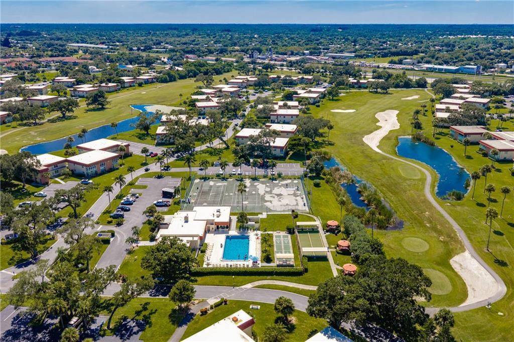 99 SPRING LAKE Drive 101, Vero Beach, FL 32962, Vero Beach - Photo 2