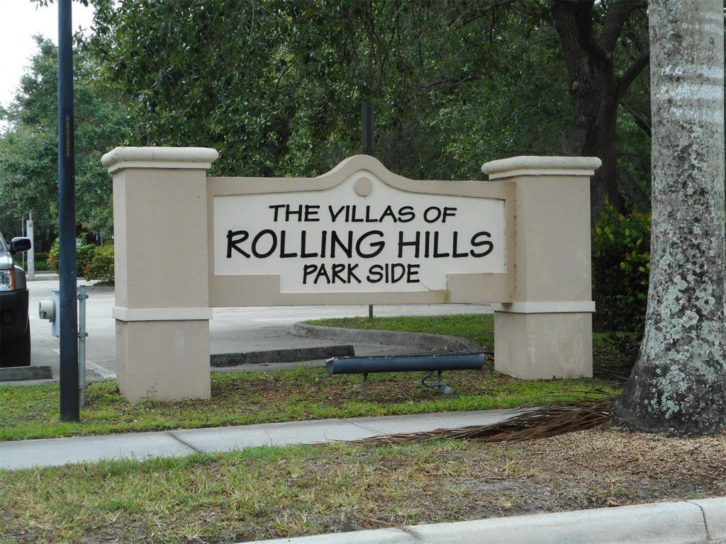 3512 PARKSIDE Drive 3512, Davie, FL 33328, Davie - Photo 2