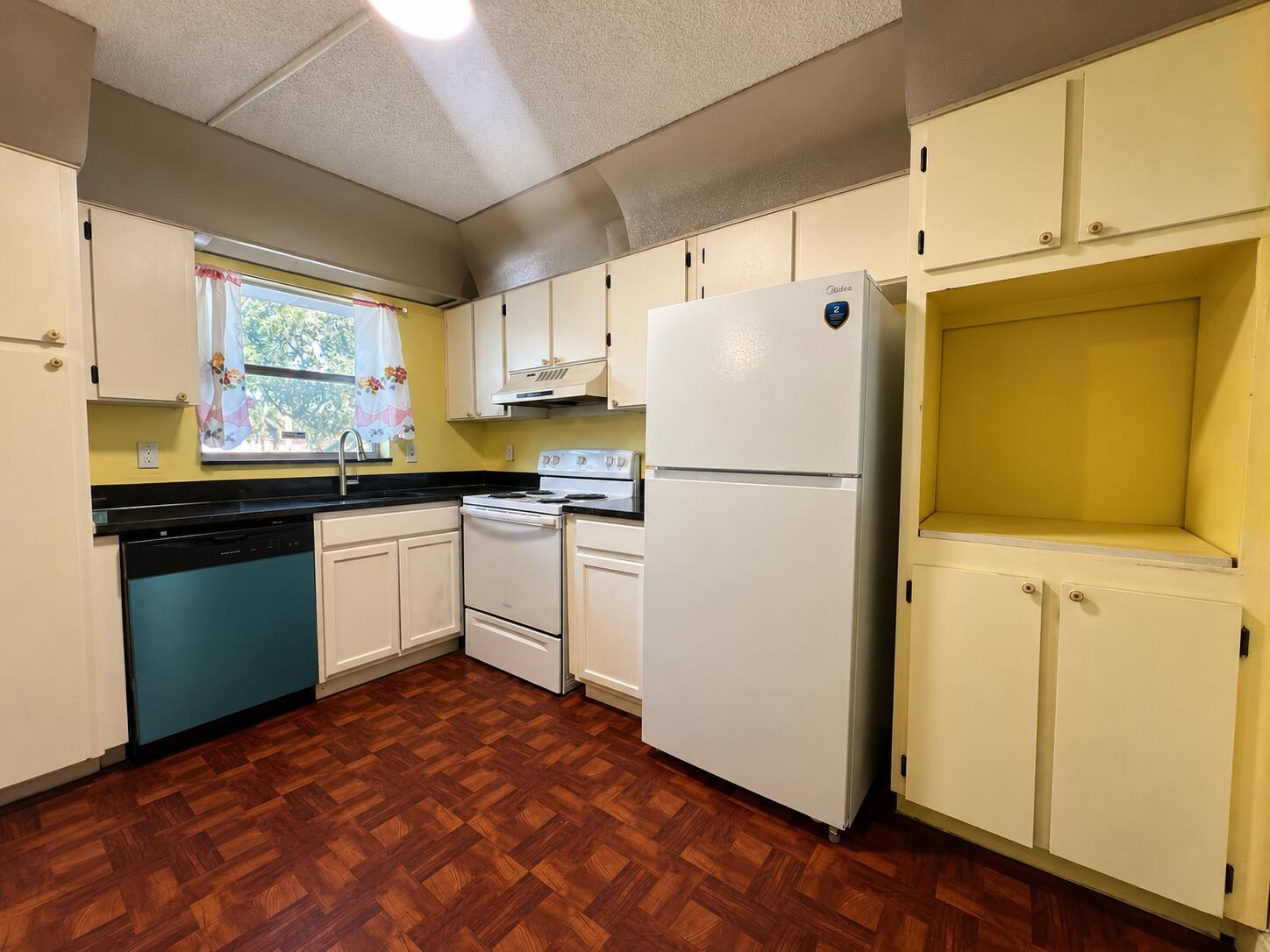 613 S STATE ROAD 7 2F, Margate, FL 33068, Margate - Photo 3