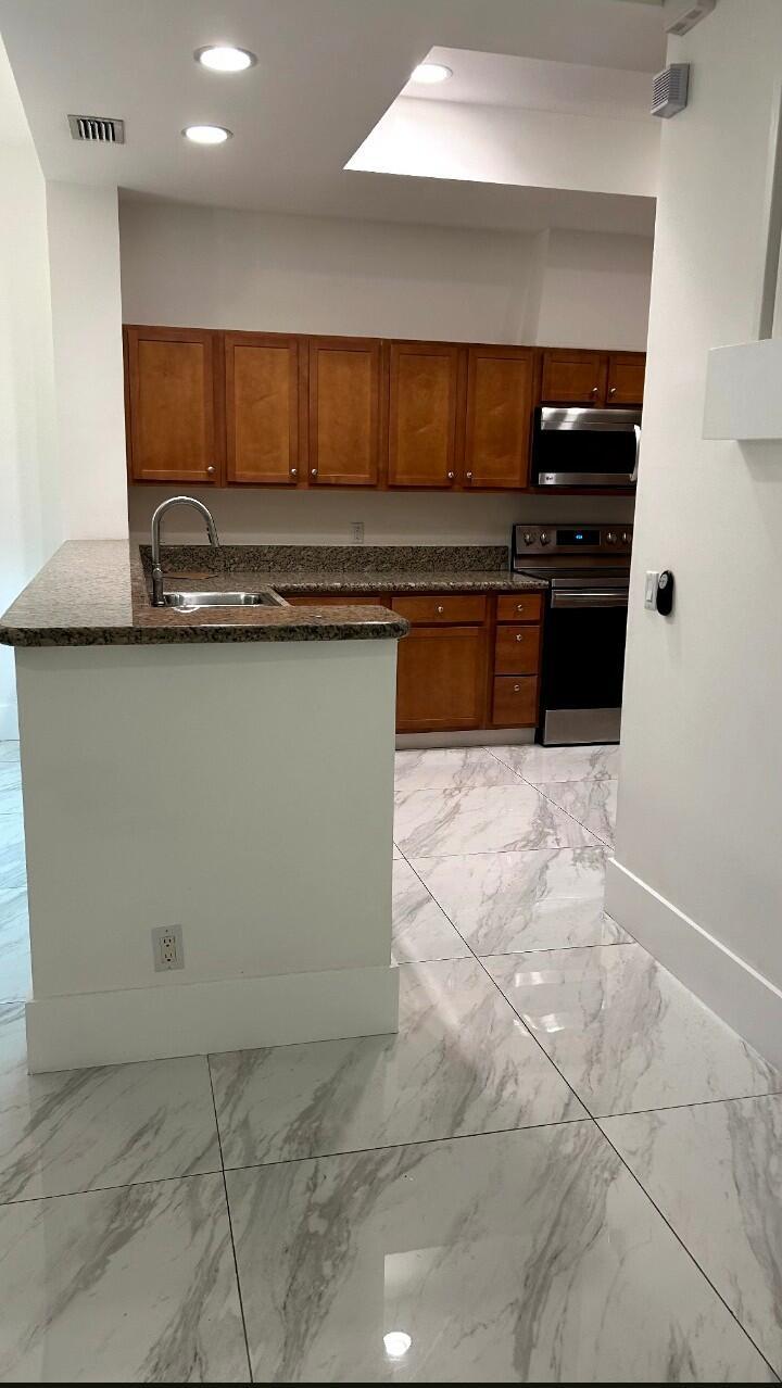 521 SW 18th Avenue 51, Fort Lauderdale, FL 33312, Fort Lauderdale - Photo 5