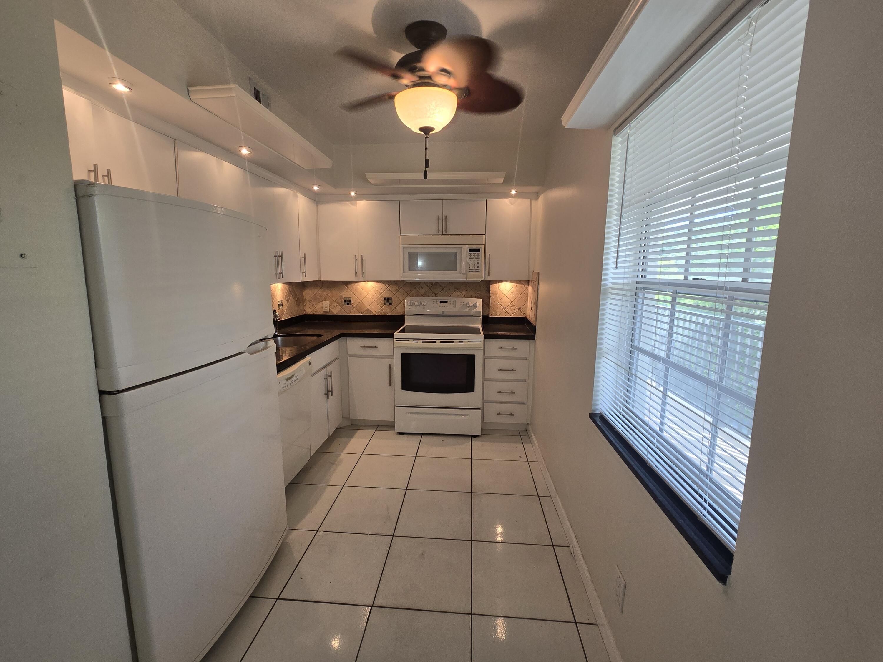 3000 S COURSE Drive 503, Pompano Beach, FL 33069, Pompano Beach - Photo 3