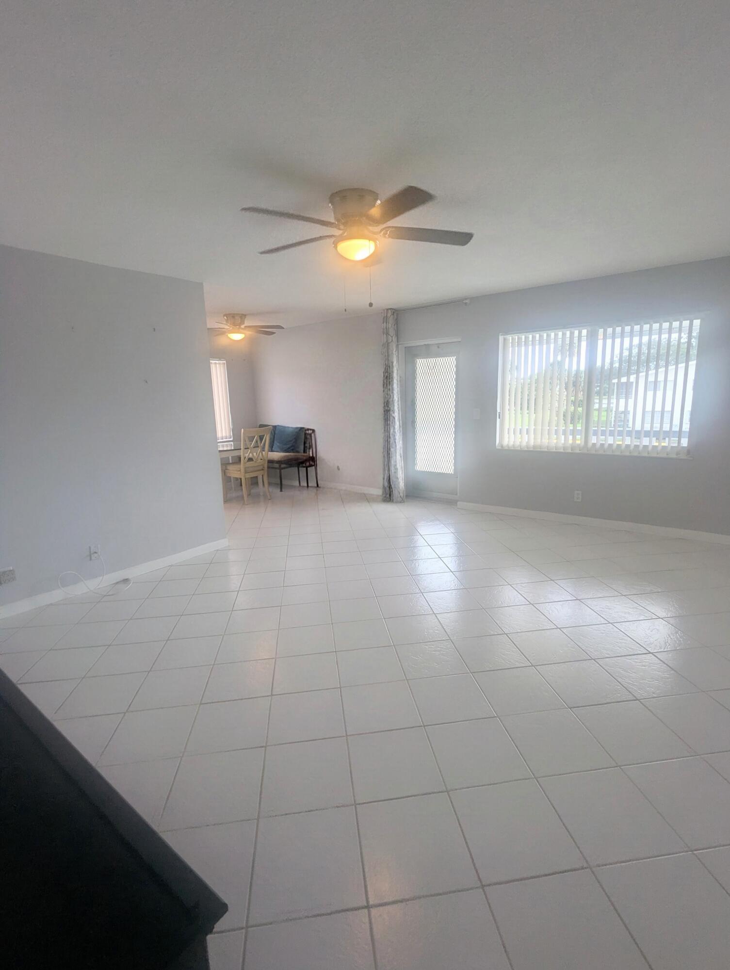 100 Kingswood E, West Palm Beach, FL 33417, West Palm Beach - Photo 5