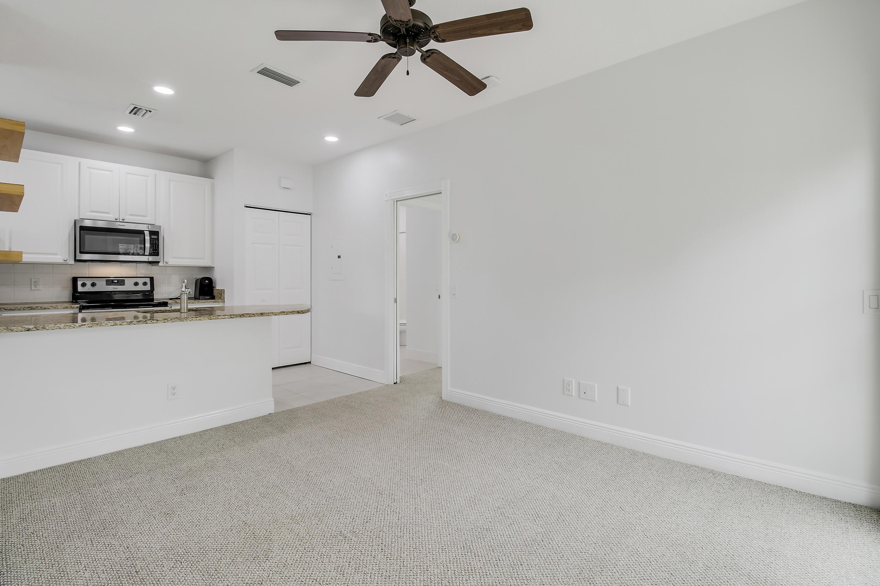 4014 Community Drive 1, Jupiter, FL 33458, Jupiter - Photo 5