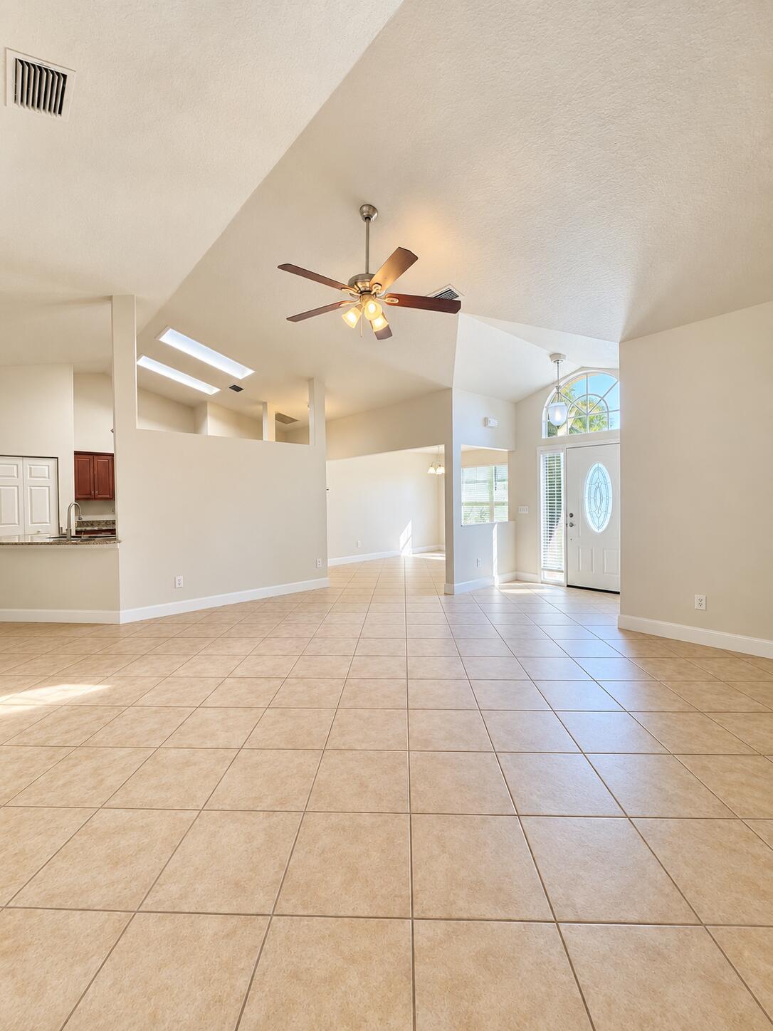 107 Keystone Drive, Sebastian, FL 32958, Sebastian - Photo 4