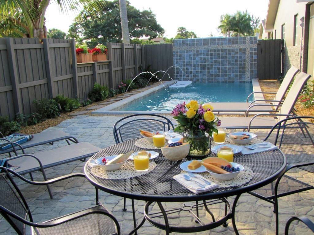2225 NE 14th Avenue, Wilton Manors, FL 33305, Wilton Manors