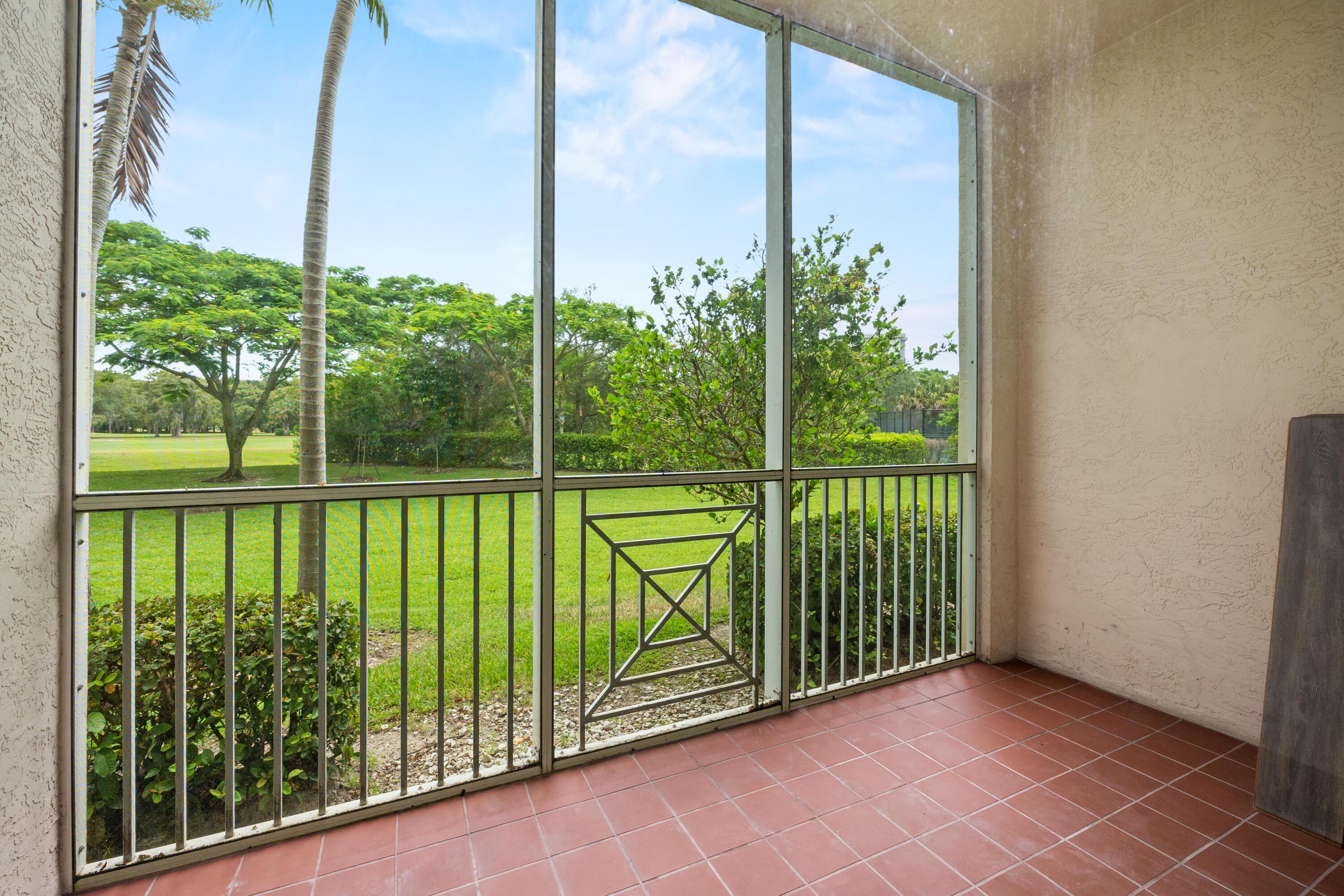3500 Oaks Clubhouse Drive Apt 109, Pompano Beach, FL 33069, Pompano Beach