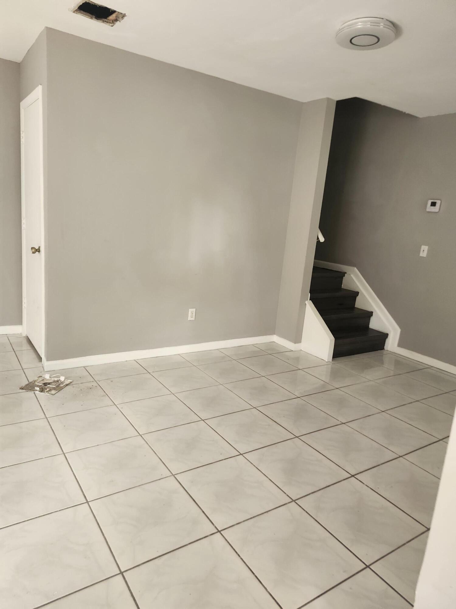 2378 LENA Lane, West Palm Beach, FL 33415, West Palm Beach - Photo 4