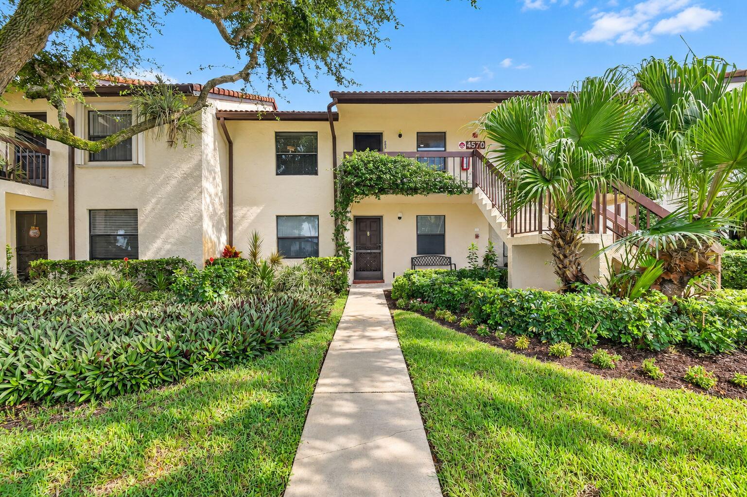 4570 LUCERNE LAKES Boulevard E 203, Lake Worth, FL 33467, Lake Worth - Photo 2
