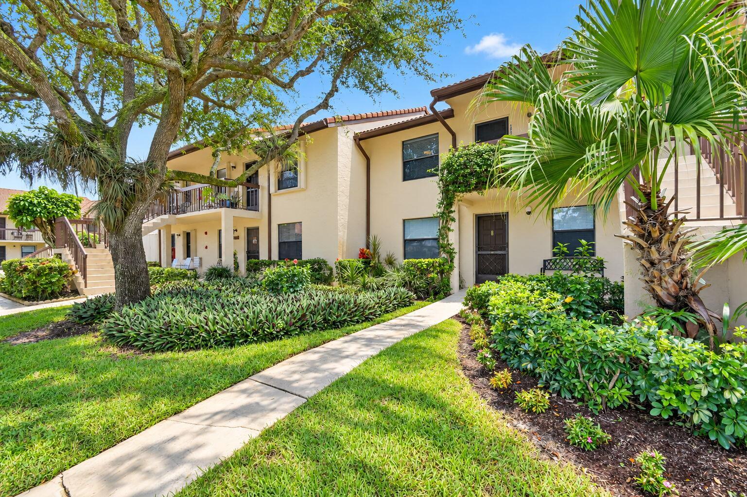4570 LUCERNE LAKES Boulevard E 203, Lake Worth, FL 33467, Lake Worth - Photo 5