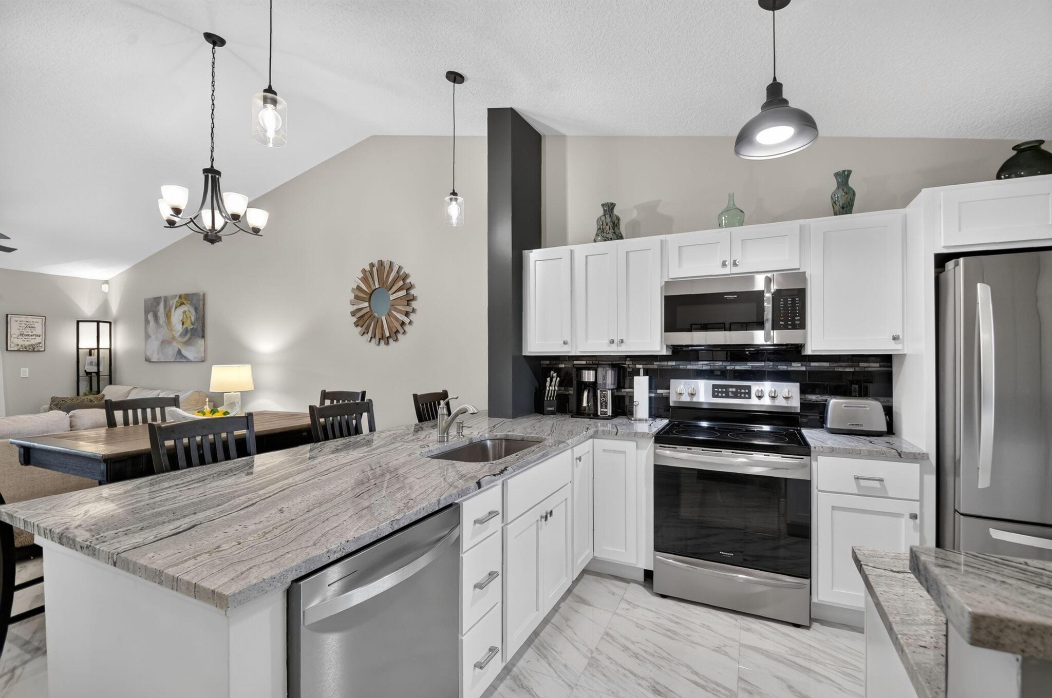 4570 LUCERNE LAKES Boulevard E 203, Lake Worth, FL 33467, Lake Worth